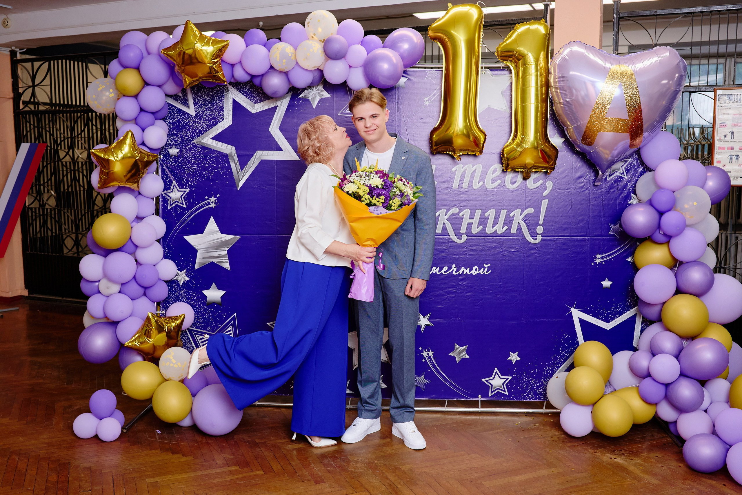 Выпускной 35 Сош. Фотограф Выпускные альбомы Таганрог Сергей Коробченко