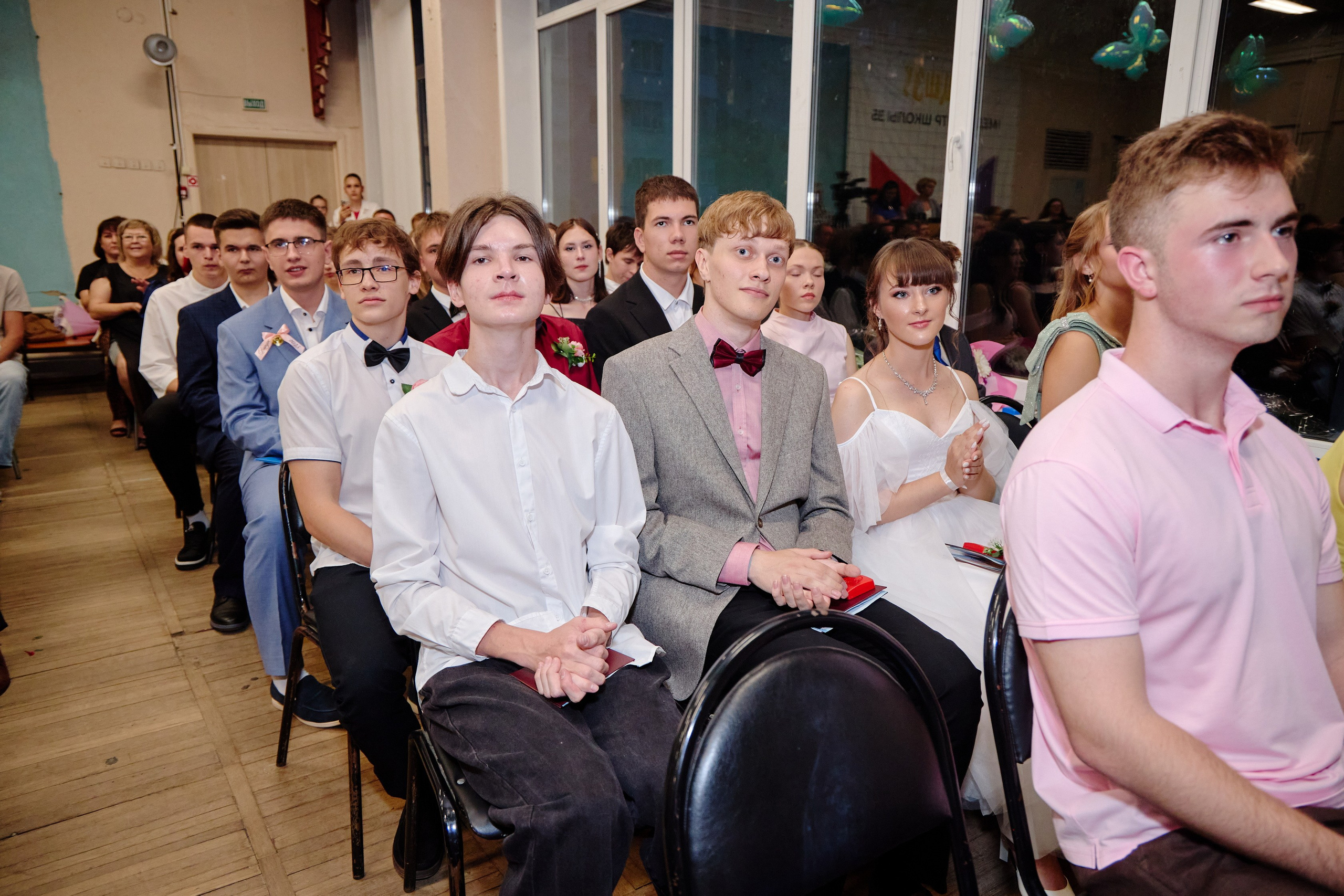 Выпускной 35 Сош. Фотограф Выпускные альбомы Таганрог Сергей Коробченко