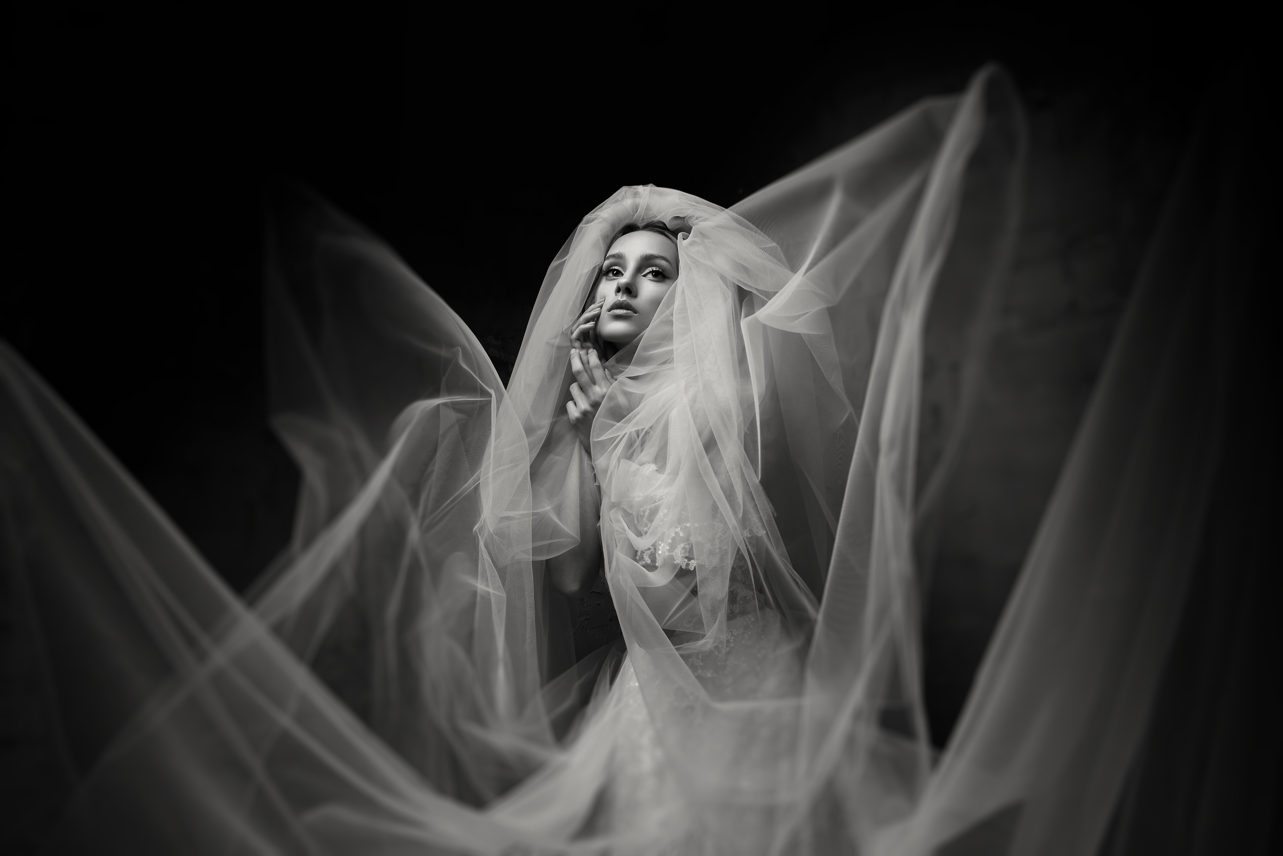 Bride Black Edition. Студийный, семейный, свадебный, фэшн и ню фотограф в Астрахани, производство выпускных альбомов. Руслан Кондрашин