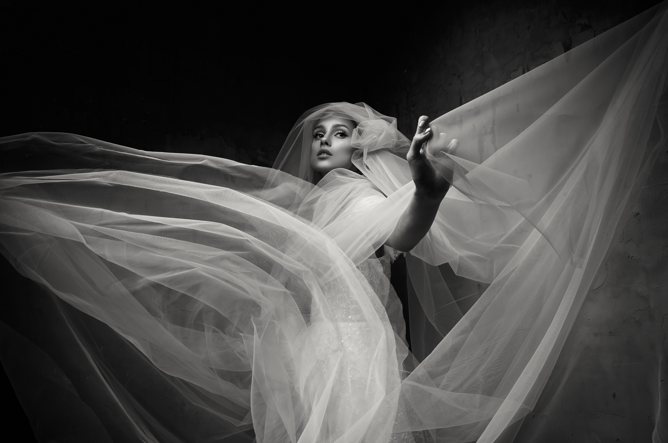 Bride Black Edition. Студийный, семейный, свадебный, фэшн и ню фотограф в Астрахани, производство выпускных альбомов. Руслан Кондрашин