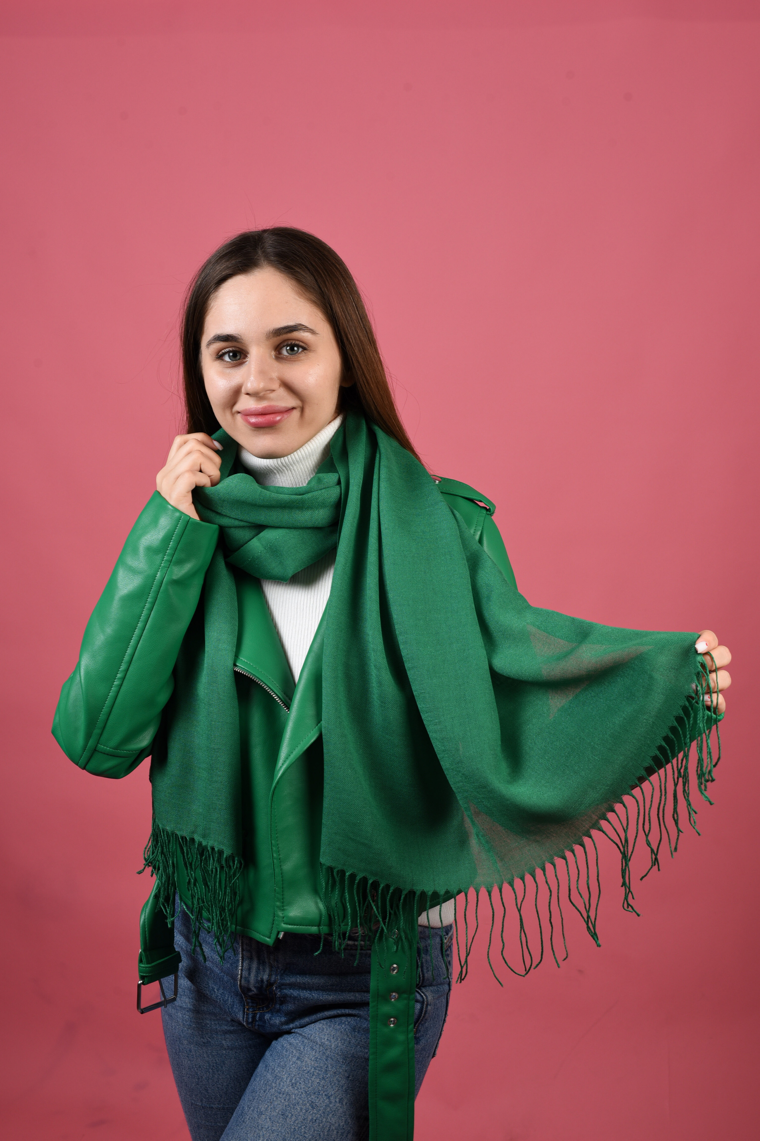 Шарфы для маркетплейс. Семейный и детский фотограф во Фрязино, Ивантеевке и Щелково Матвеева