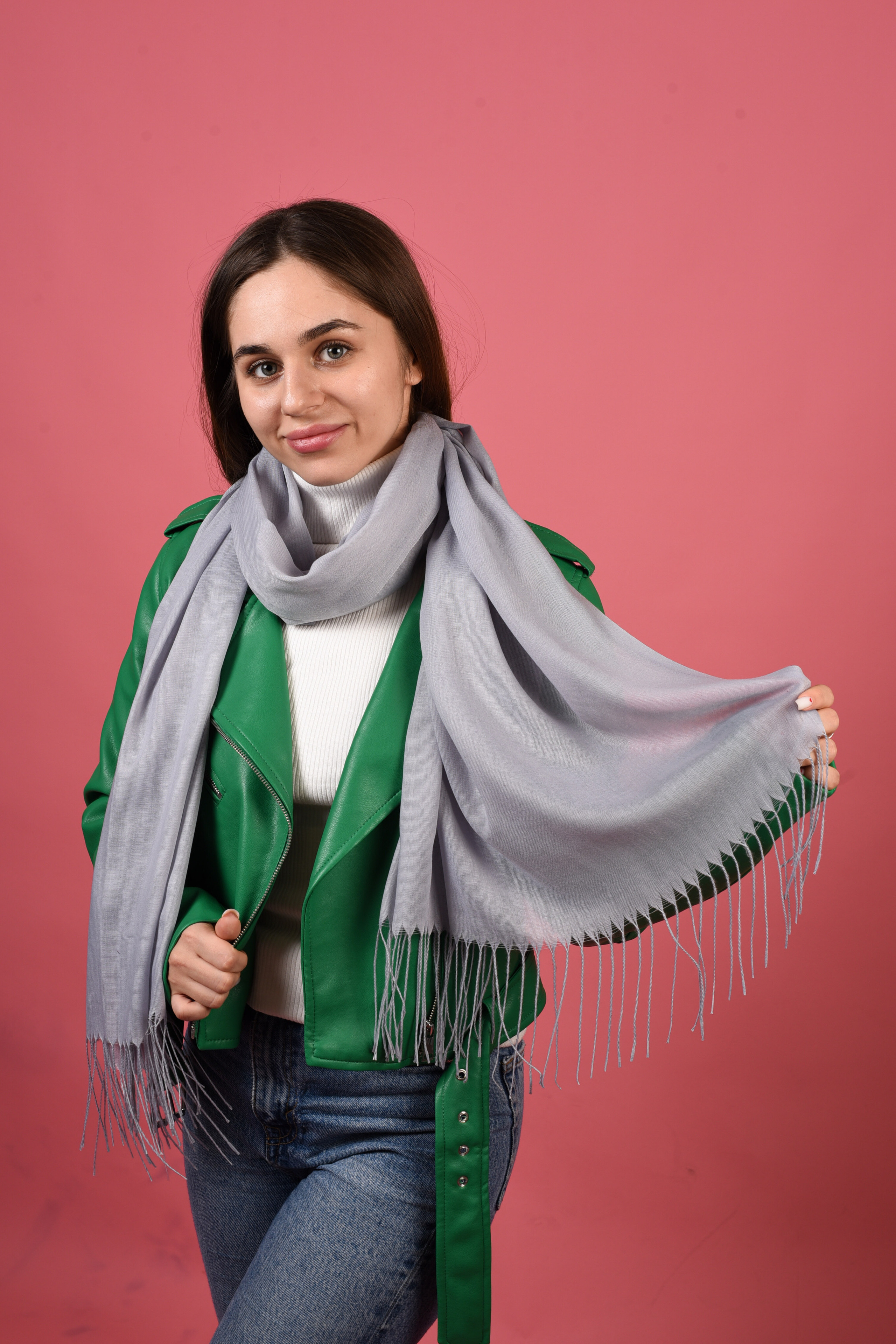 Шарфы для маркетплейс. Семейный и детский фотограф во Фрязино, Ивантеевке и Щелково Матвеева