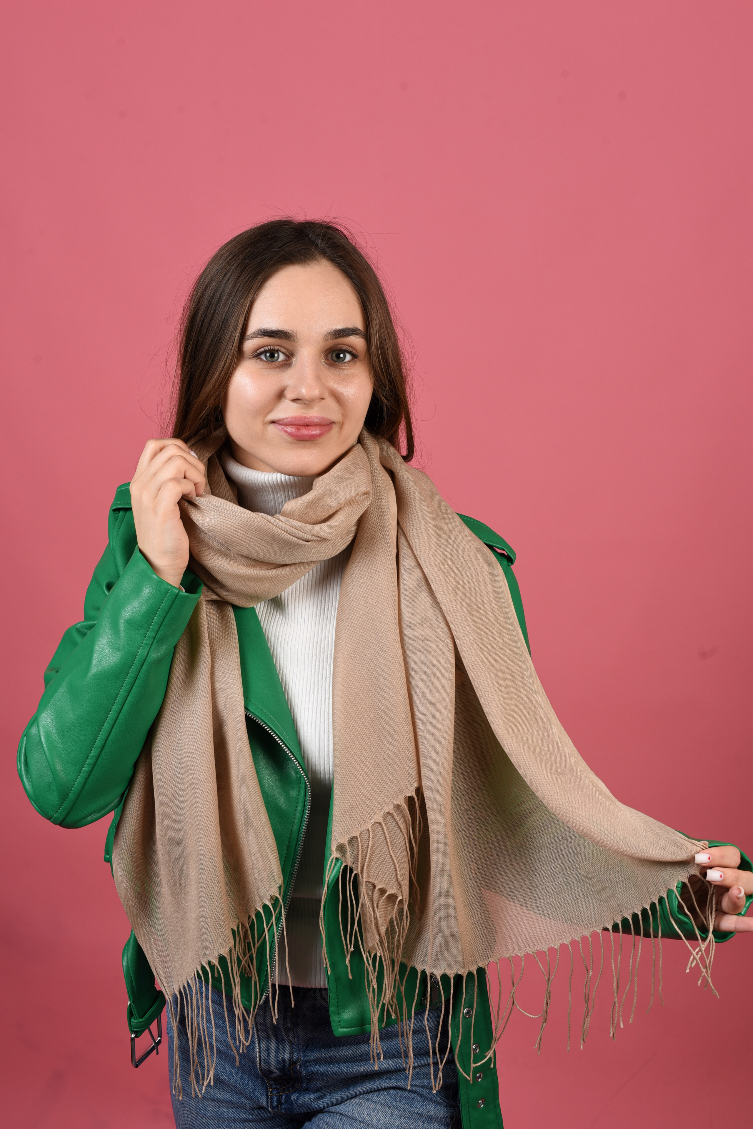 Шарфы для маркетплейс. Семейный и детский фотограф во Фрязино, Ивантеевке и Щелково Матвеева