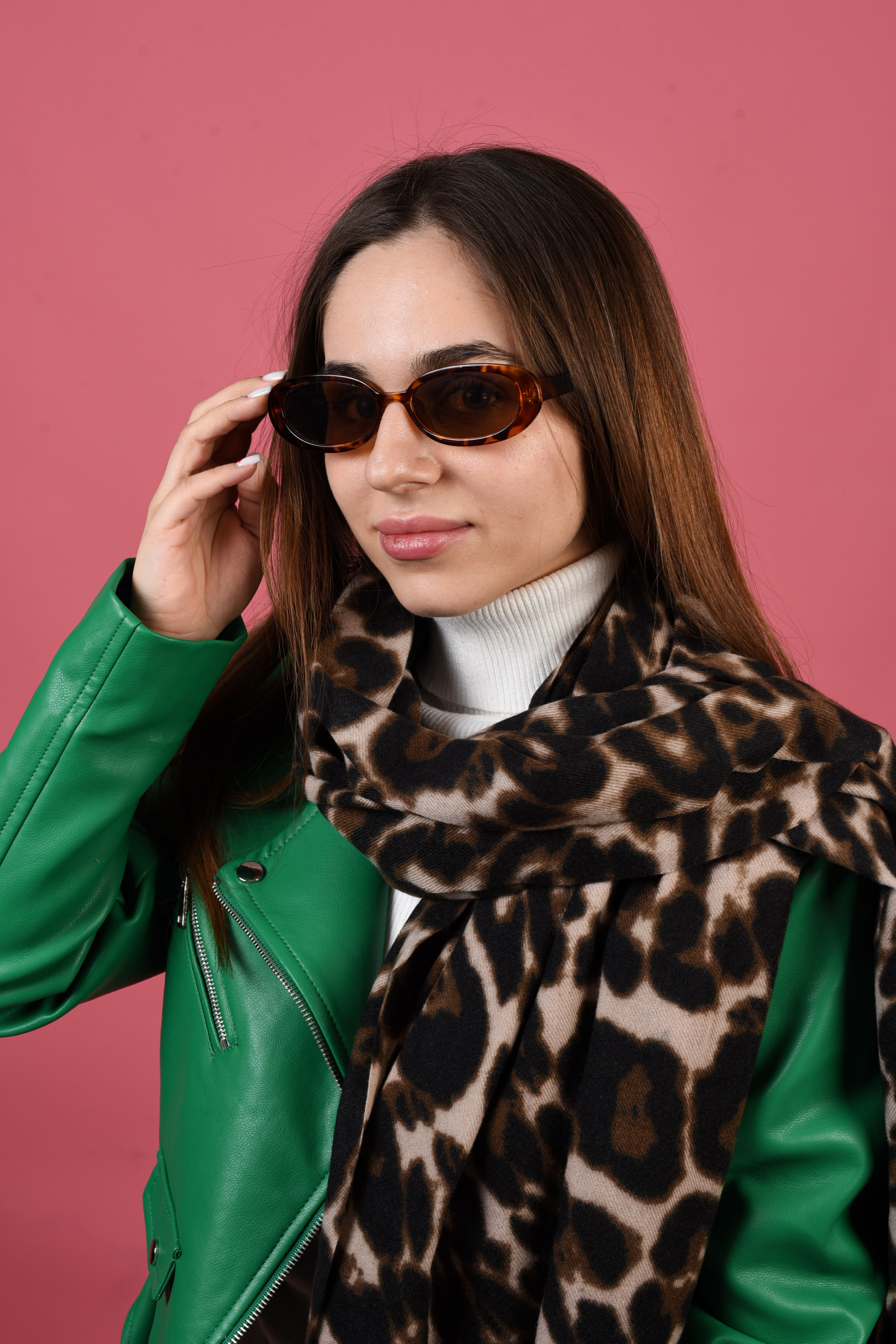 Шарфы для маркетплейс. Семейный и детский фотограф во Фрязино, Ивантеевке и Щелково Матвеева