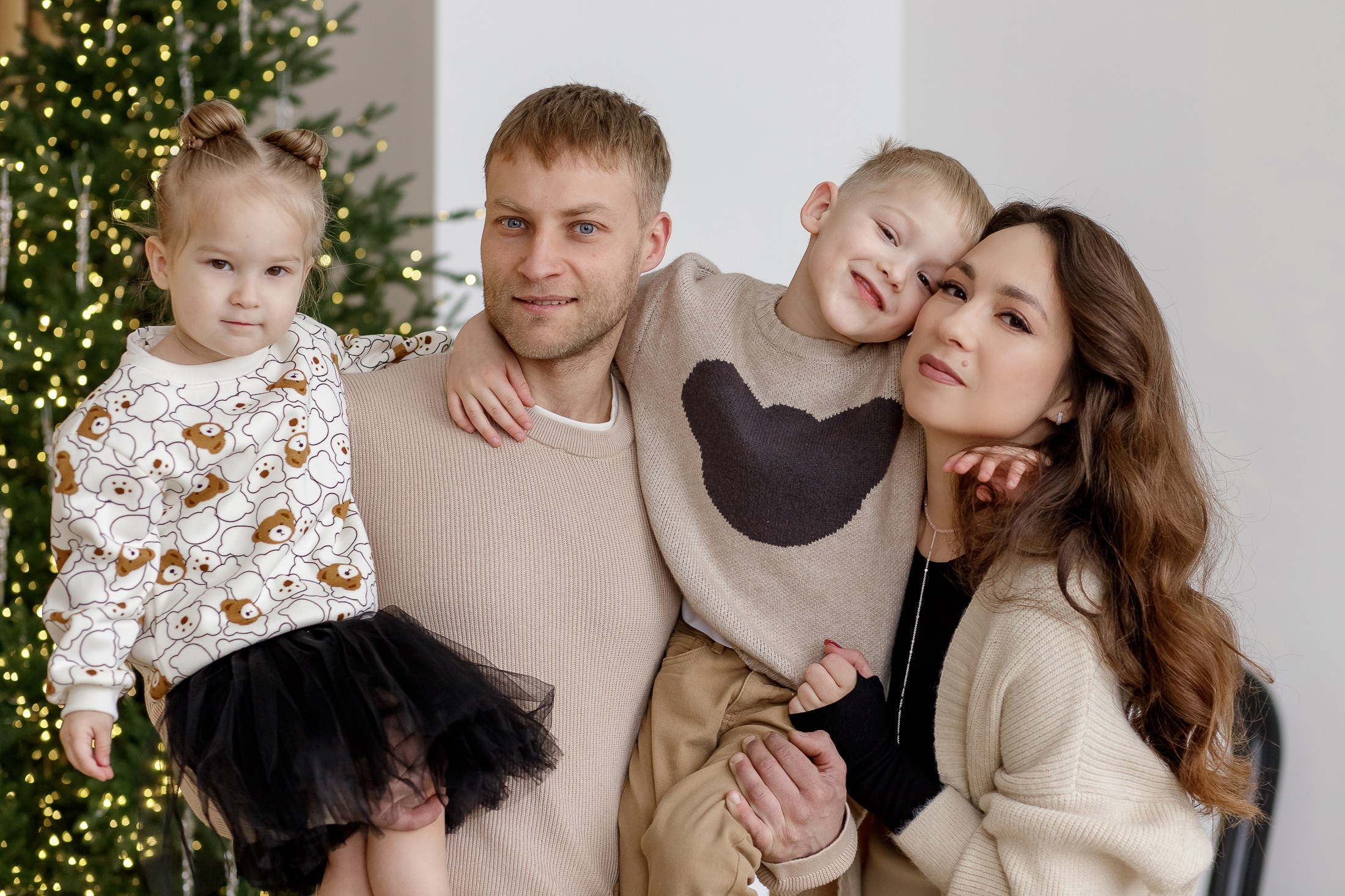 Семейная фотосессия. Фотограф Симонова Юлия. Пенза. Новогодняя фотосессия