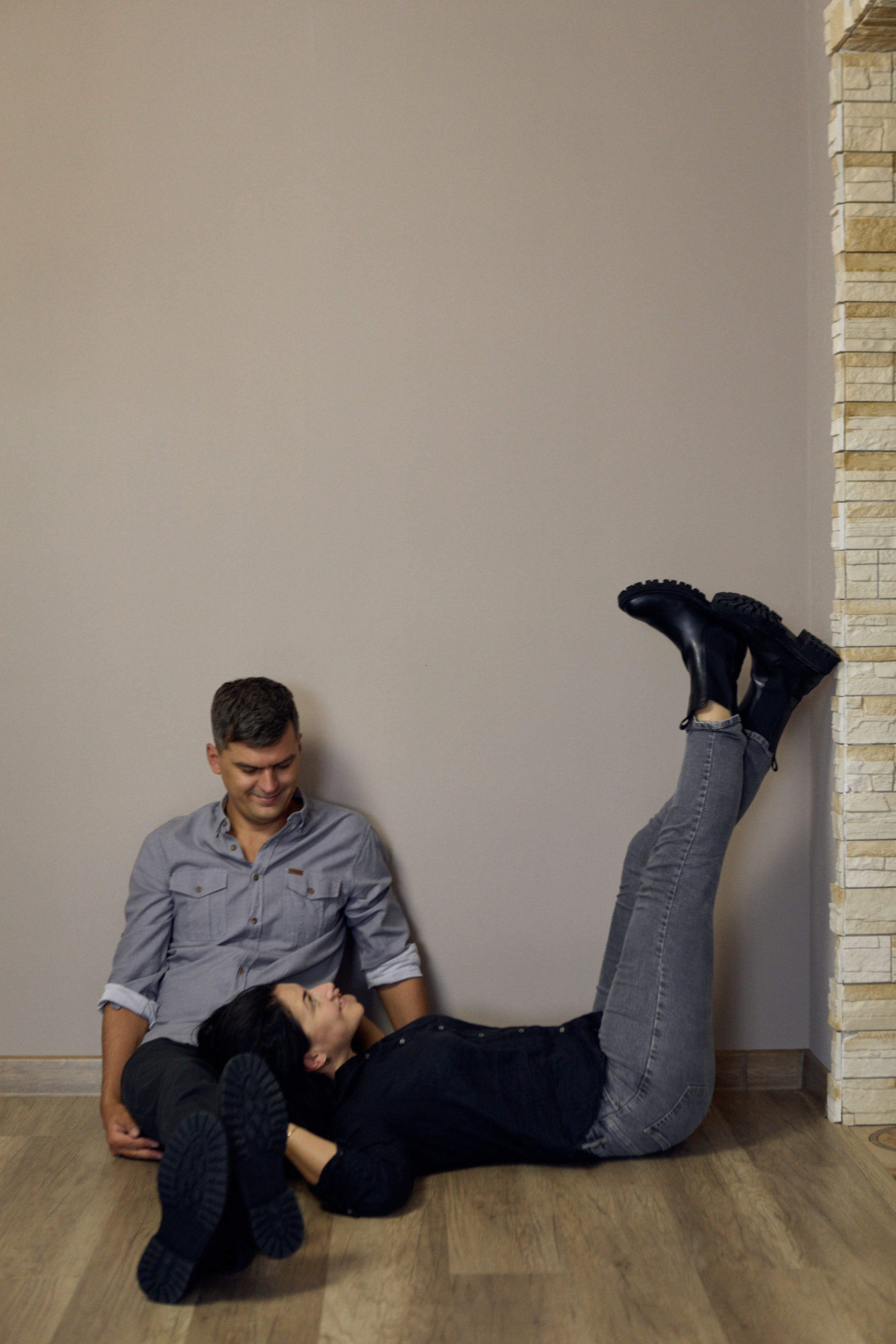 Семейная съемка в интерьере. Дима и Лена. Фотограф Челябинск — Кирилл Устюжанин