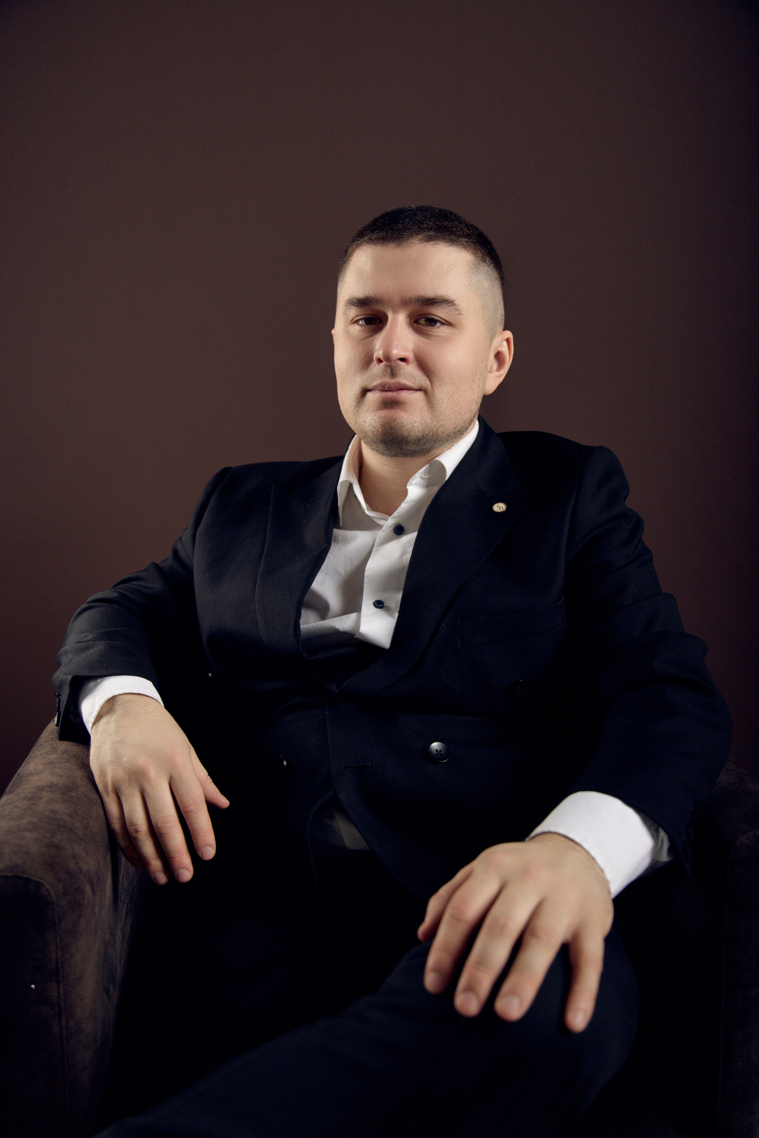 Руслан Гасимов — Ведущий. Фотограф Челябинск — Кирилл Устюжанин