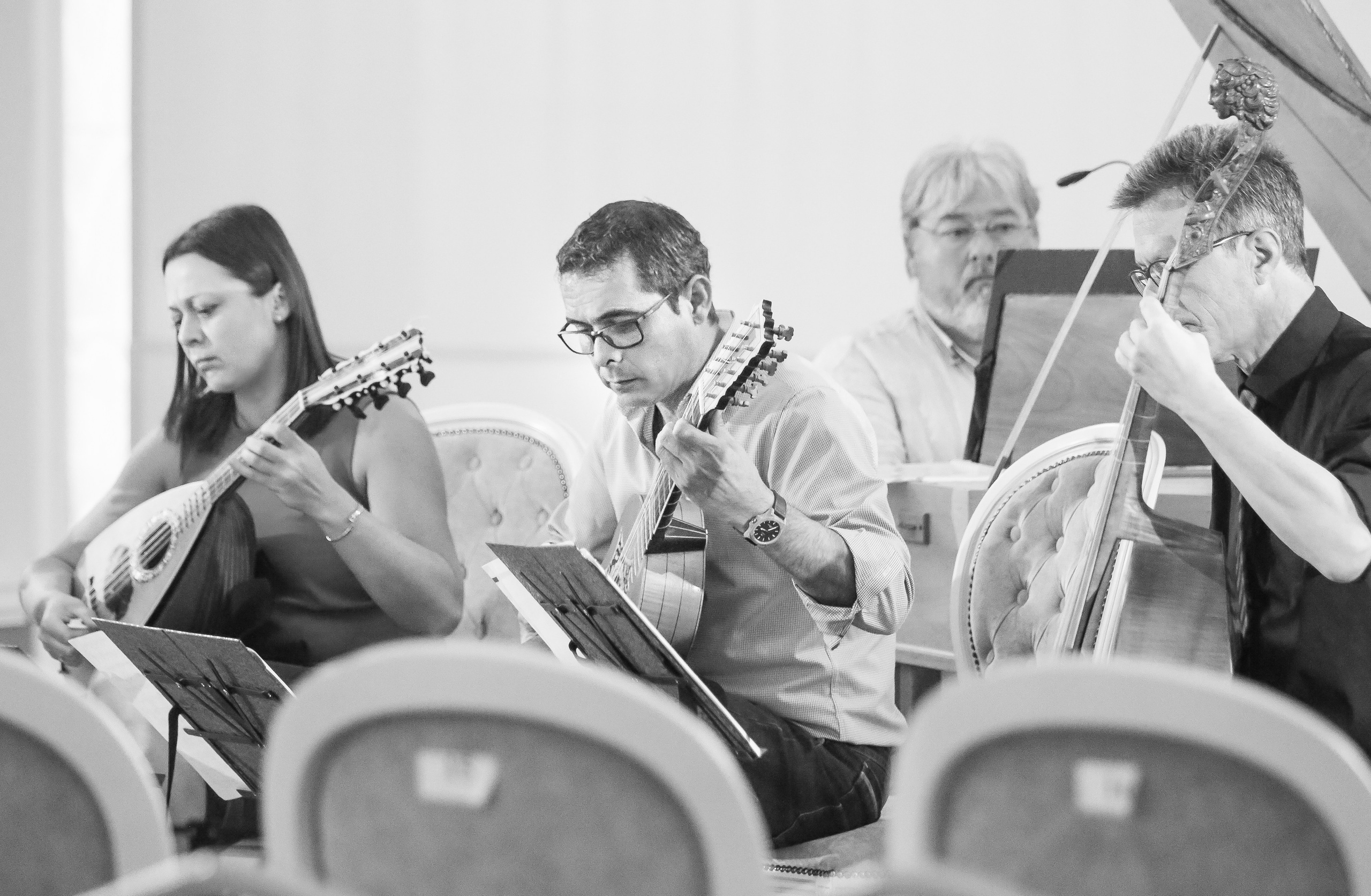 Путешествие мандолины. Дарья Письменюк / Darya Leitstern — фотограф, музыкант, журналист, путешественник