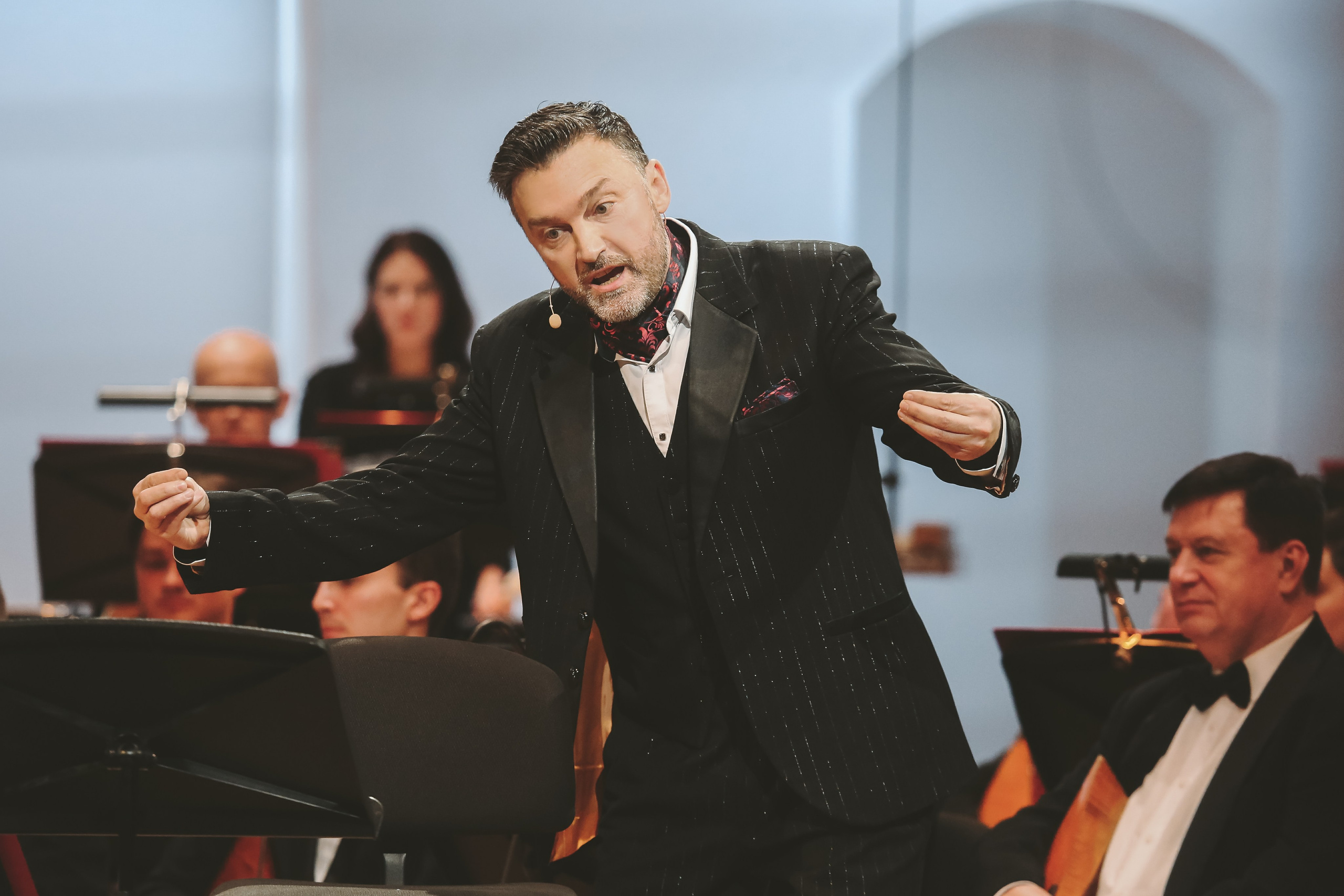 «Средь шумного бала» — литературный концерт Осиповского оркестра. Дарья Письменюк / Darya Leitstern — фотограф, музыкант, журналист, путешественник