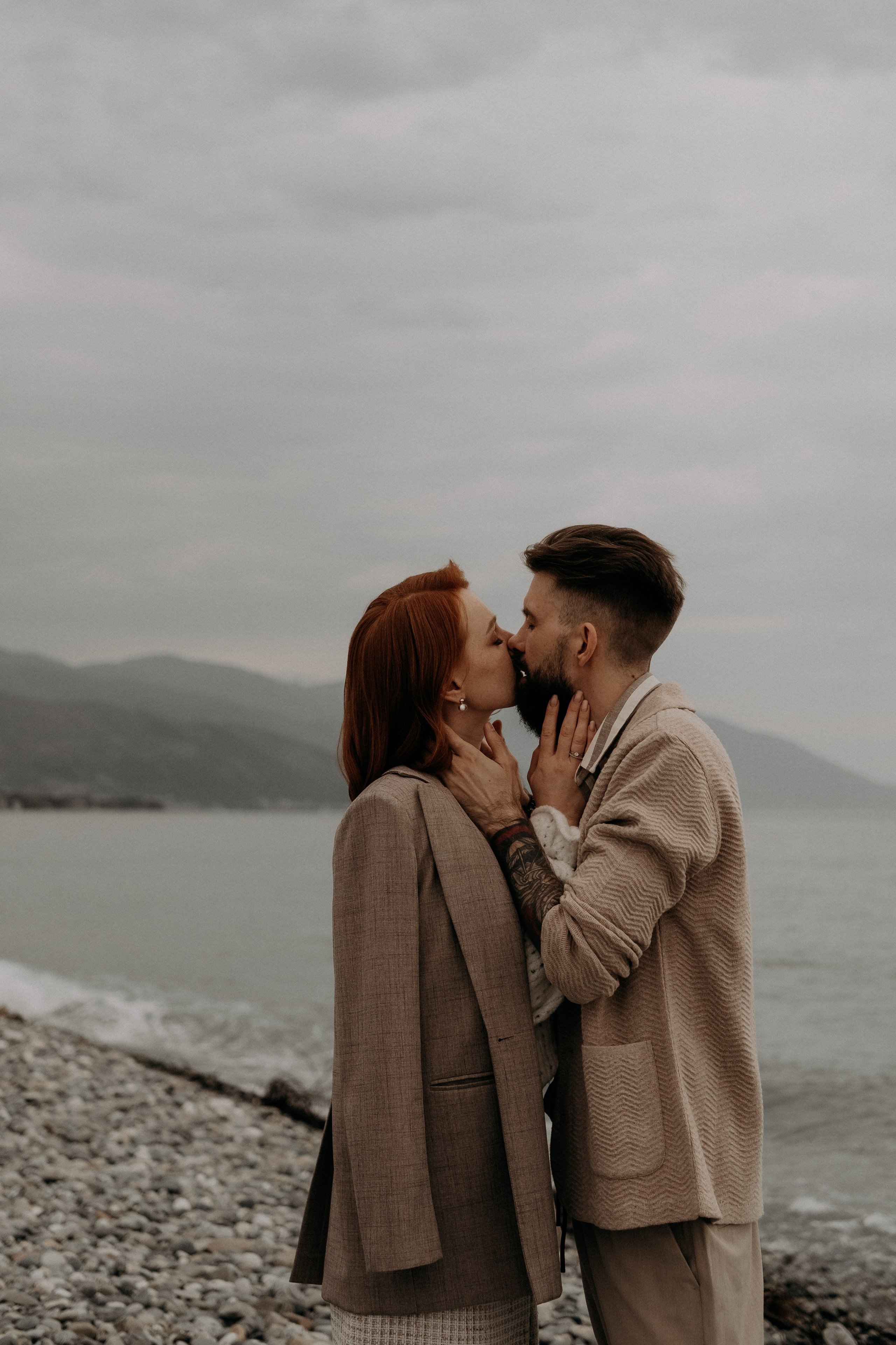 Фотосессии love story для двоих в Сочи, Сириусе и на Красной поляне. Семейный, свадебный фотограф Сочи, Адлер, Красная поляна