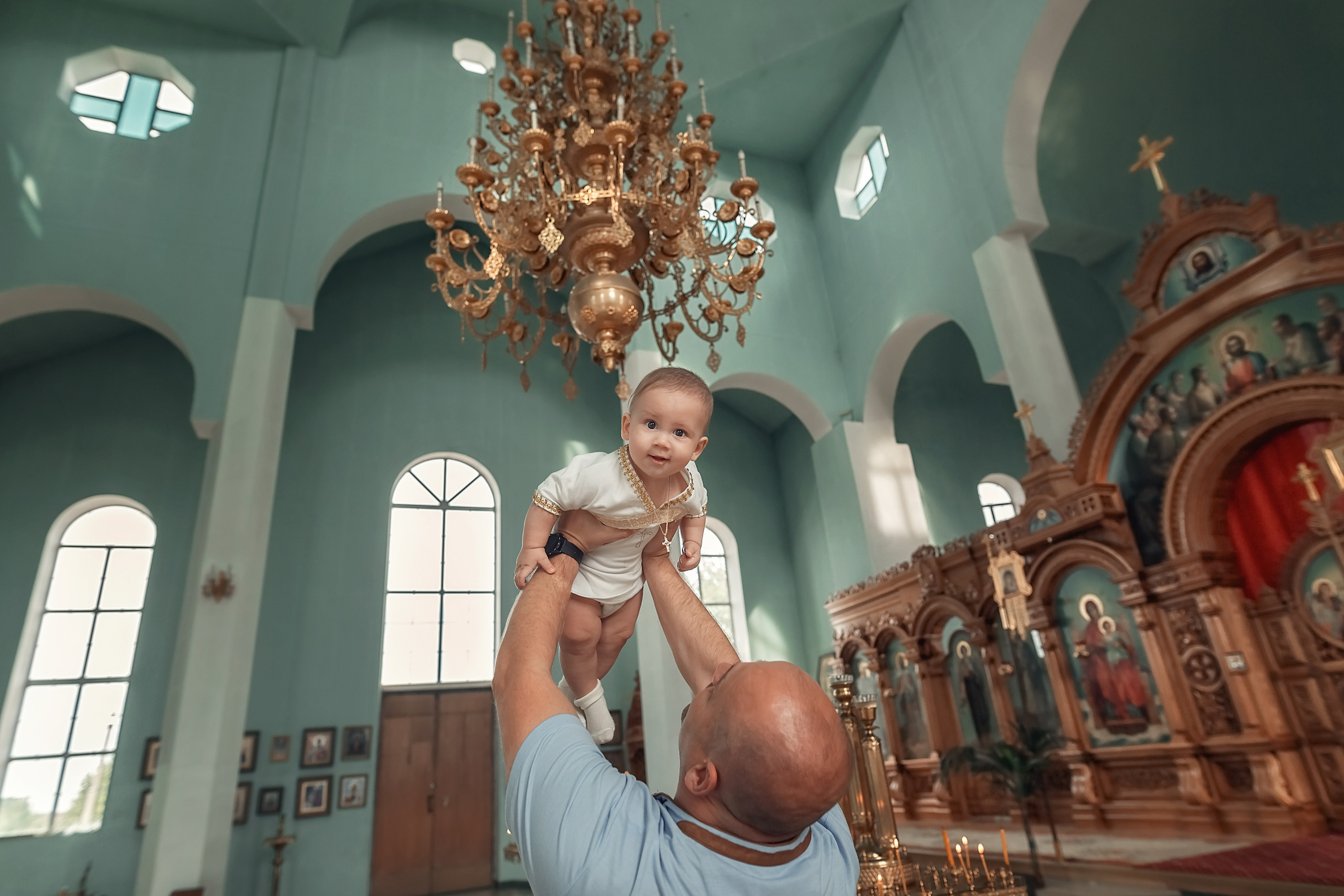 Крещение Михаила. Свято-Троицкий храм г. Гулькевичи. Семейный и детский фотограф Екатерина Савёлова