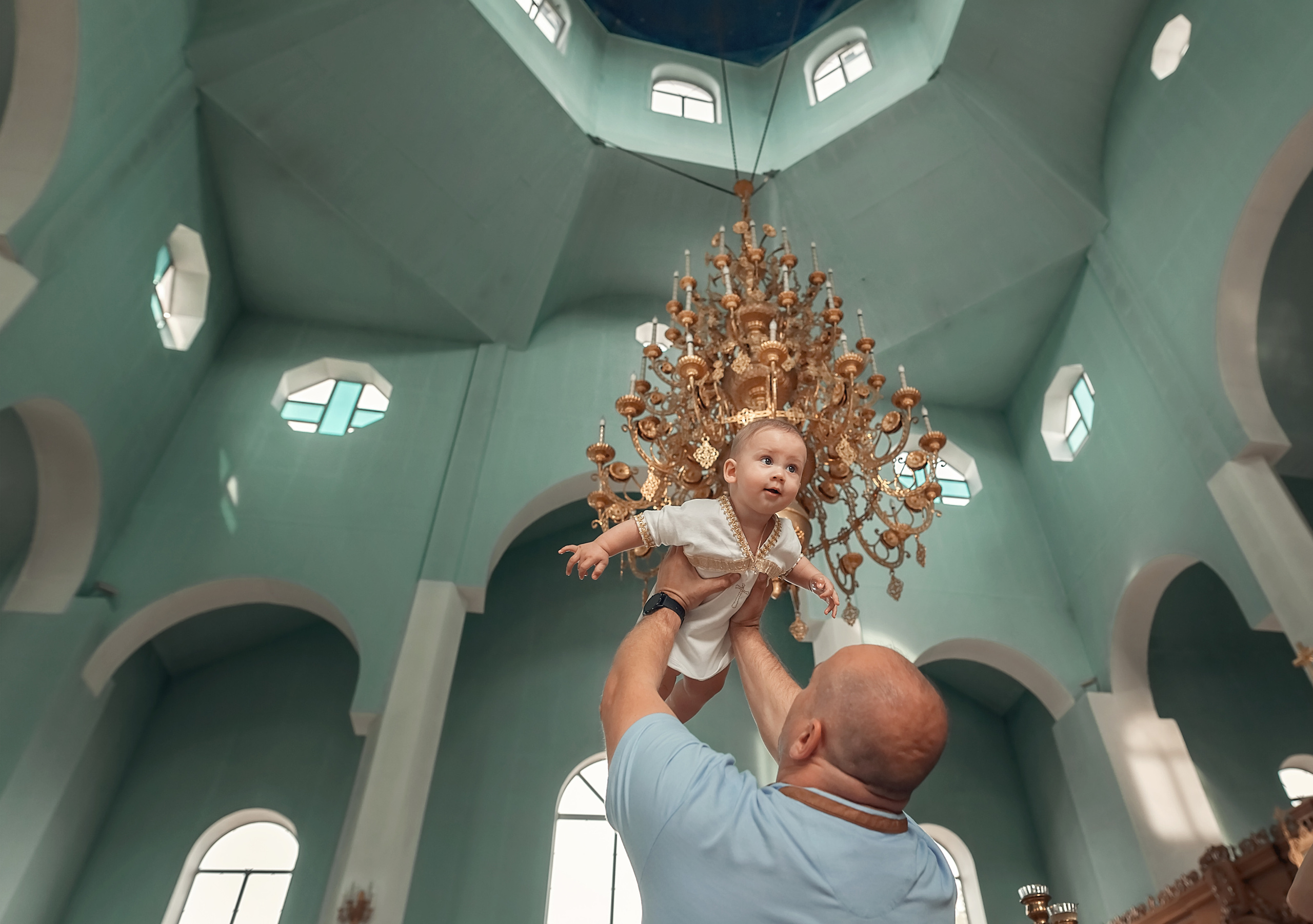Крещение Михаила. Свято-Троицкий храм г. Гулькевичи. Семейный и детский фотограф Екатерина Савёлова