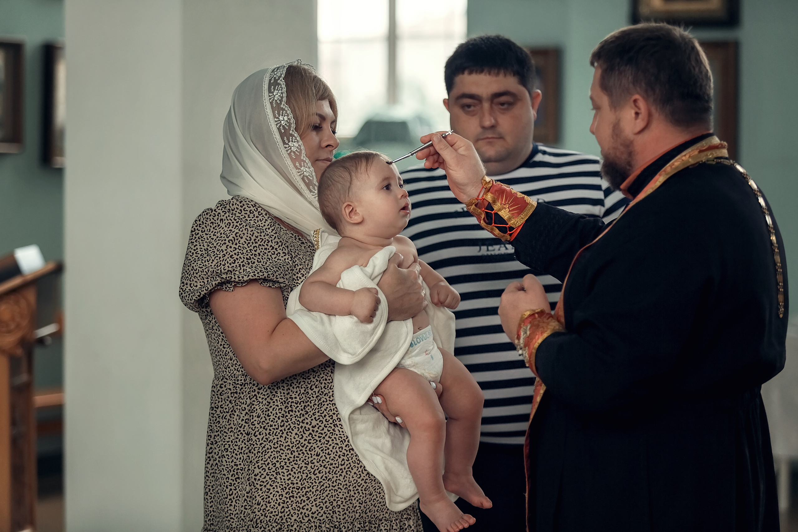 Крещение Михаила. Свято-Троицкий храм г. Гулькевичи. Семейный и детский фотограф Екатерина Савёлова