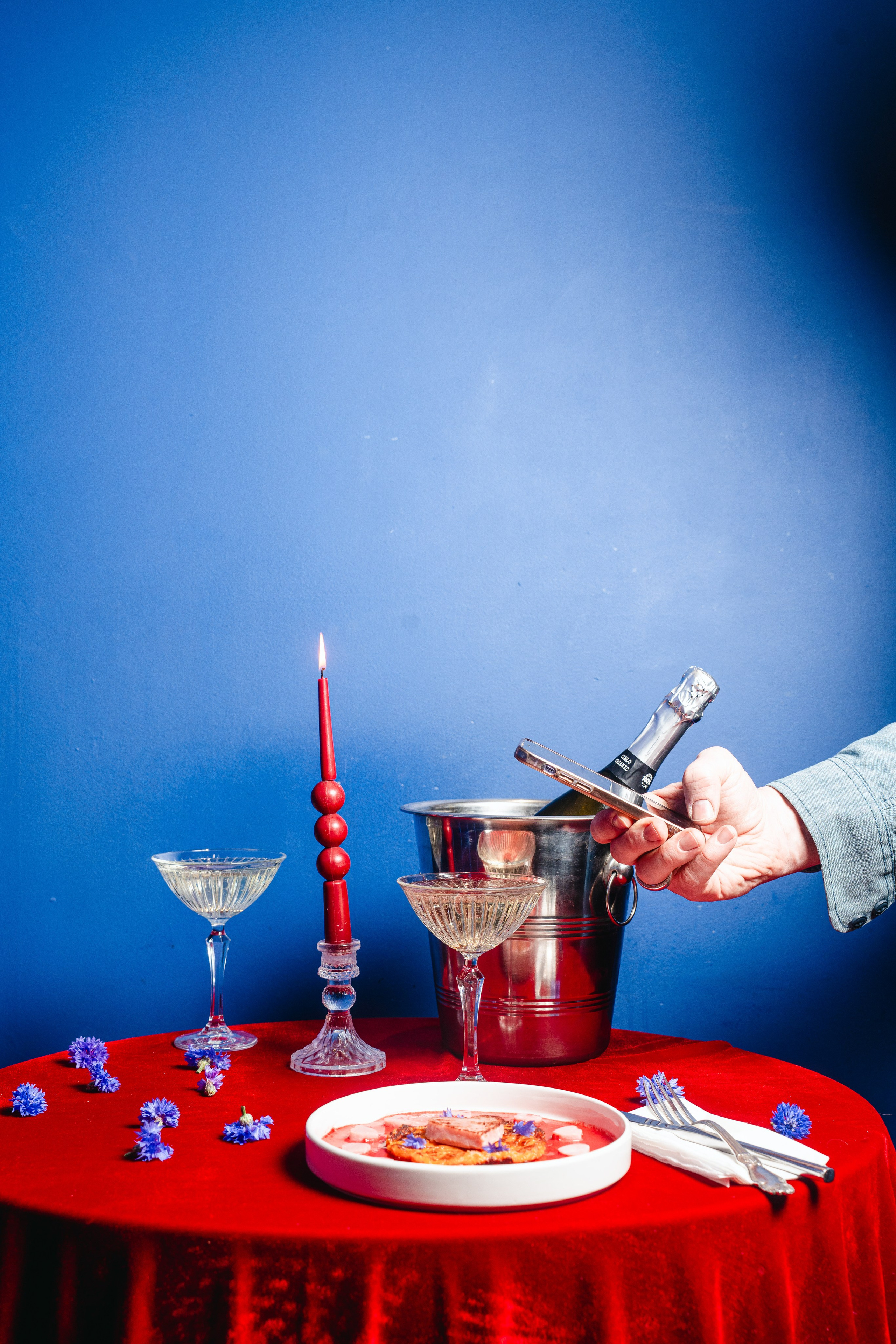 Love. Автор визуальных концепций и имиджевых съёмок Brand Visual Direction