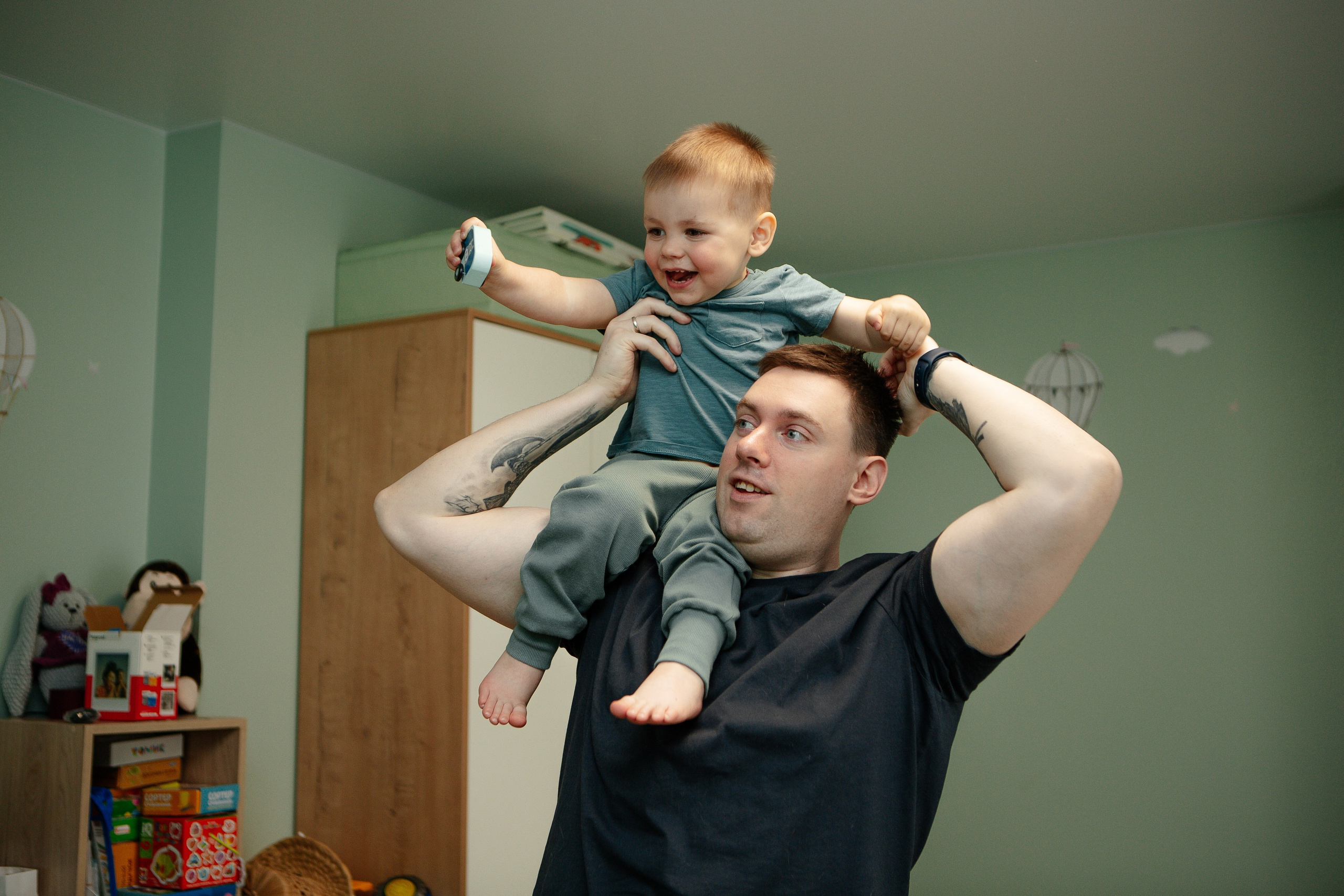 Роман и его семья. Семейный и детский фотограф в Москве Александра Мак