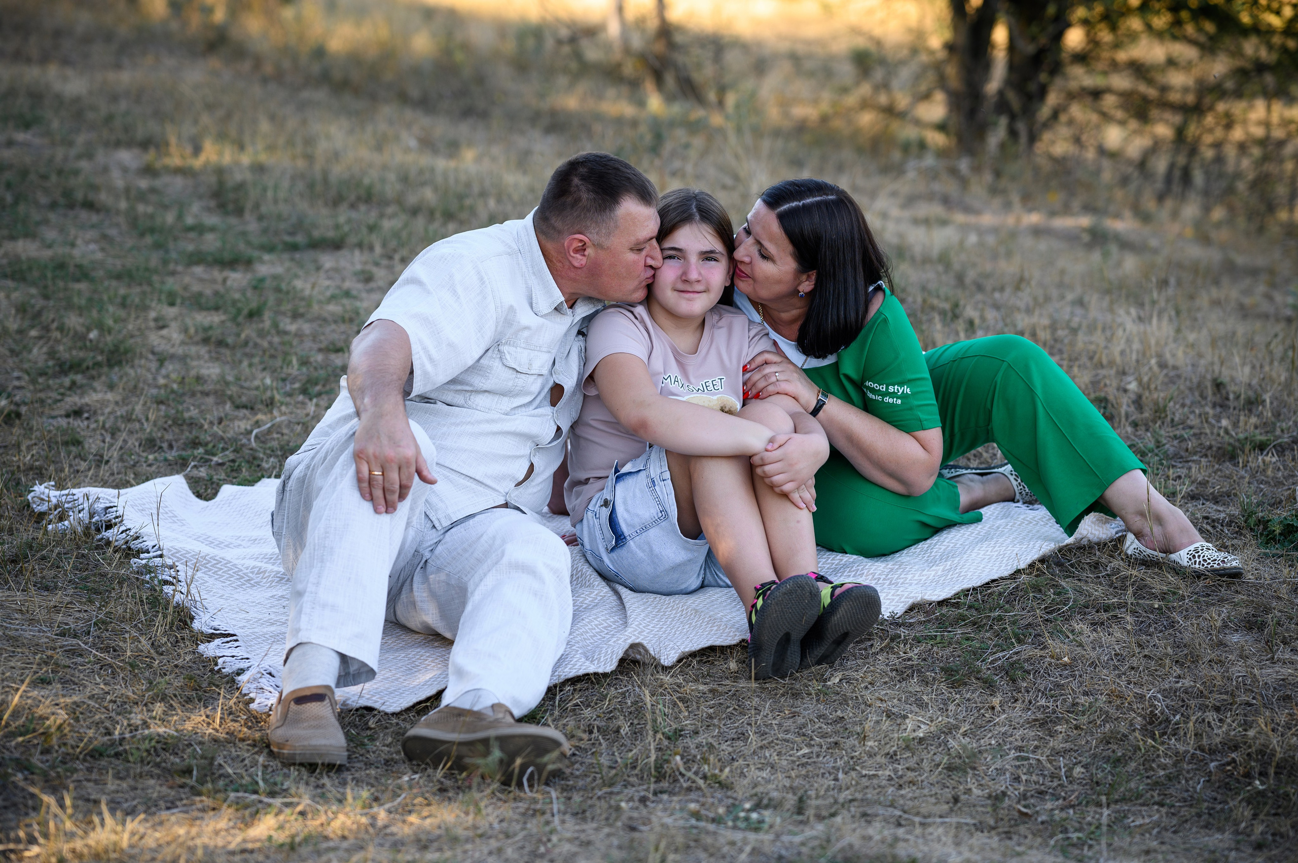 Прогулка по городу. Алексей. Оксана. Катерина. Свадебный и семейный фотограф в Миллерово и Ростове Алёна Черепенина