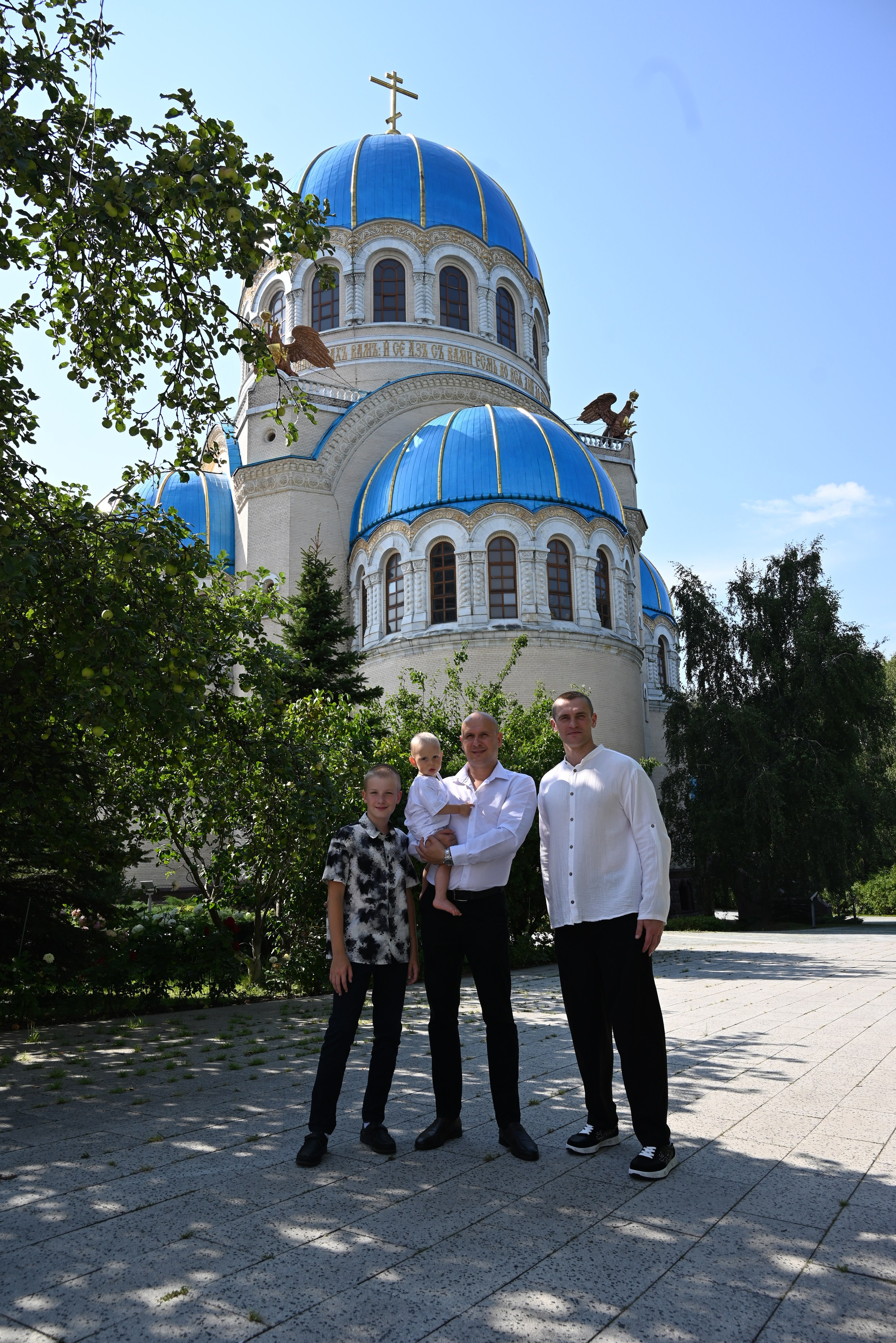 Церковь Живоначальной Троицы. Семейный и детский фотограф Москва
