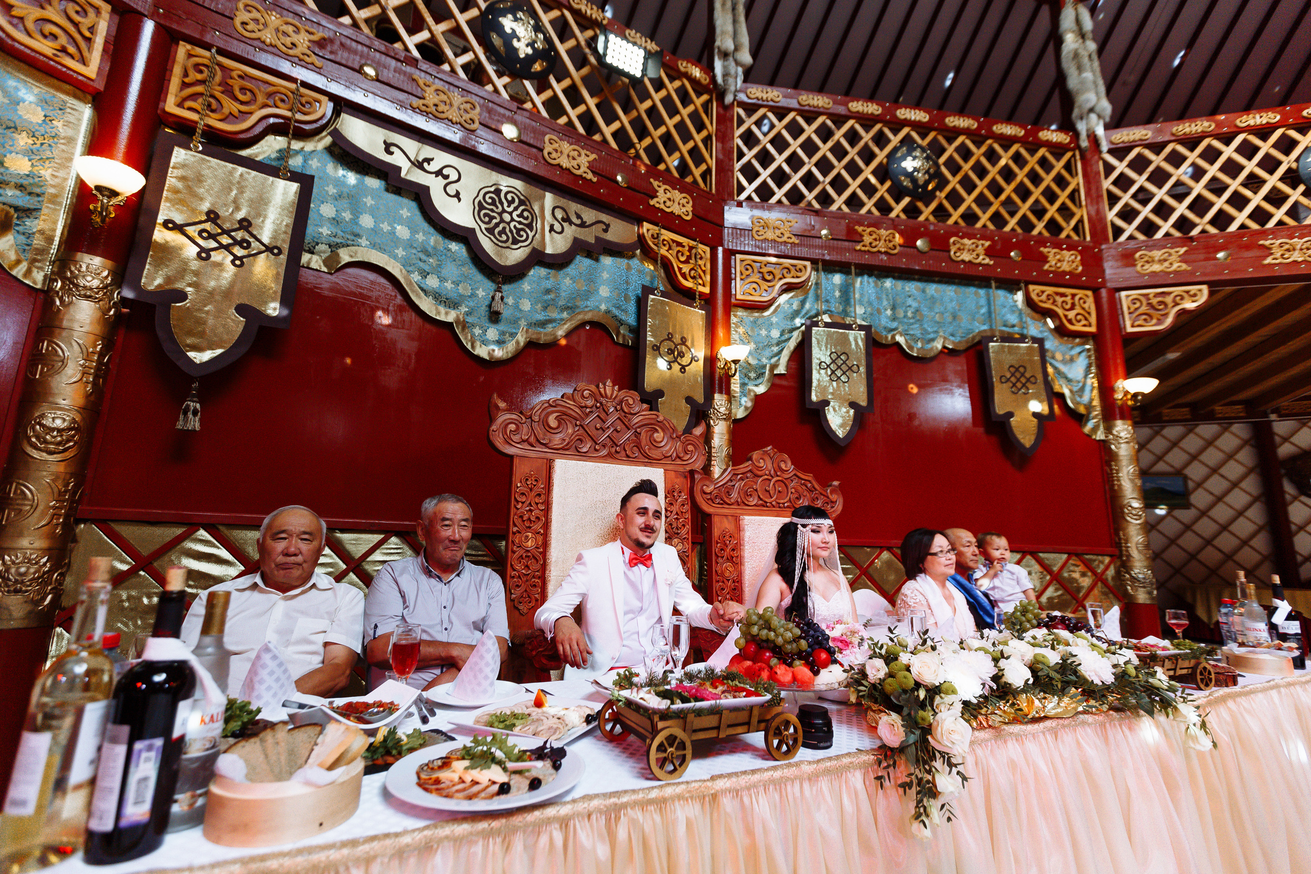 Ясин и Саяна. Свадебный и семейный фотограф в Улан-Удэ