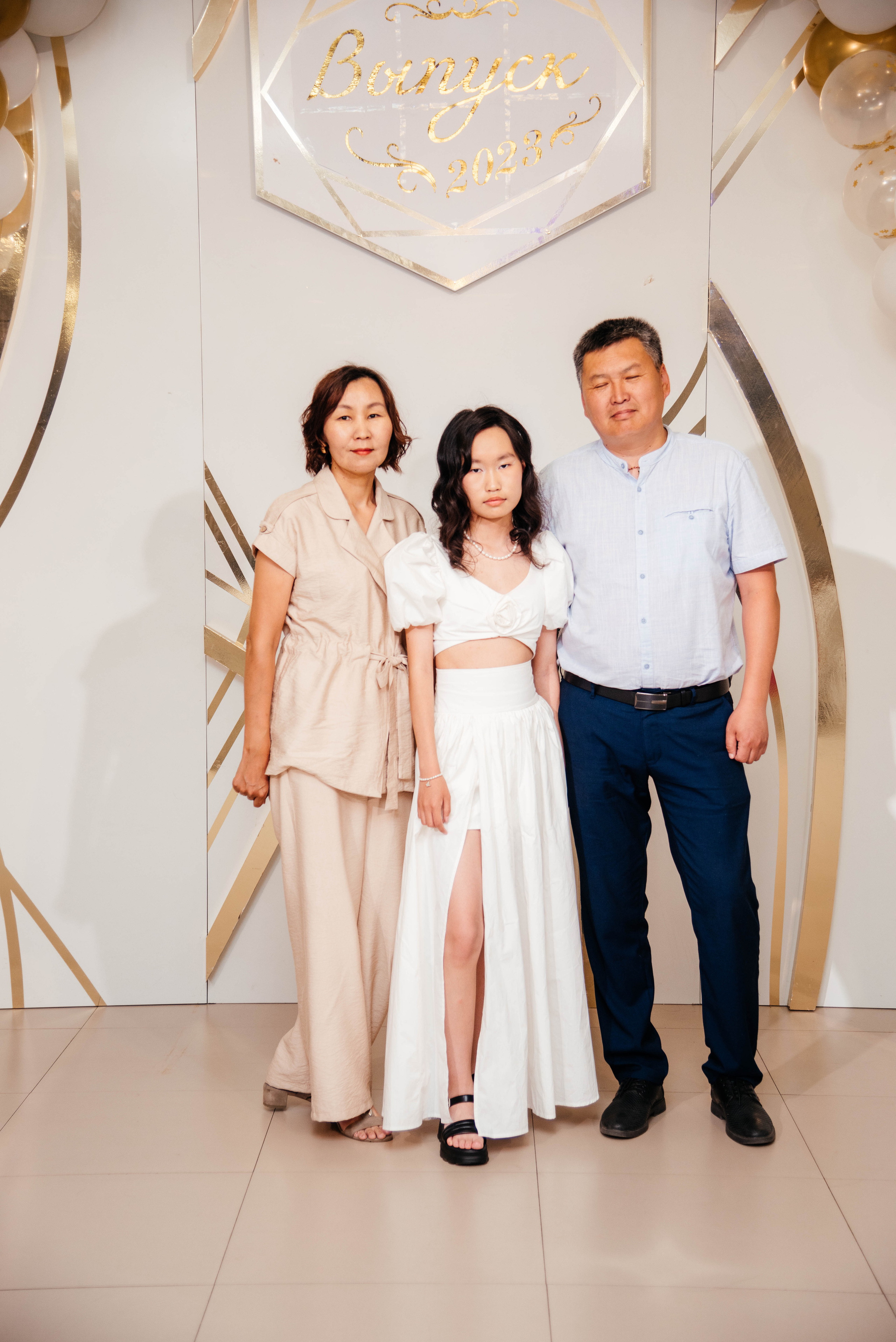 Последний звонок. Фотограф Эллина Дар г. Улан-Удэ