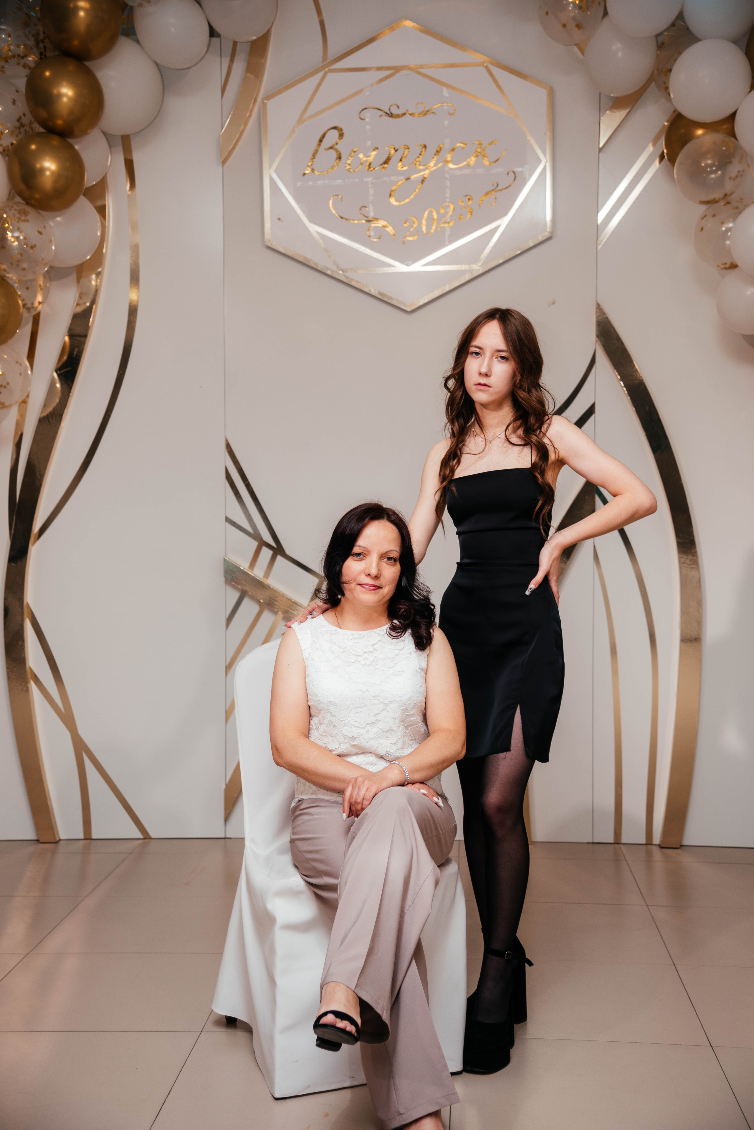 Последний звонок. Фотограф Эллина Дар г. Улан-Удэ