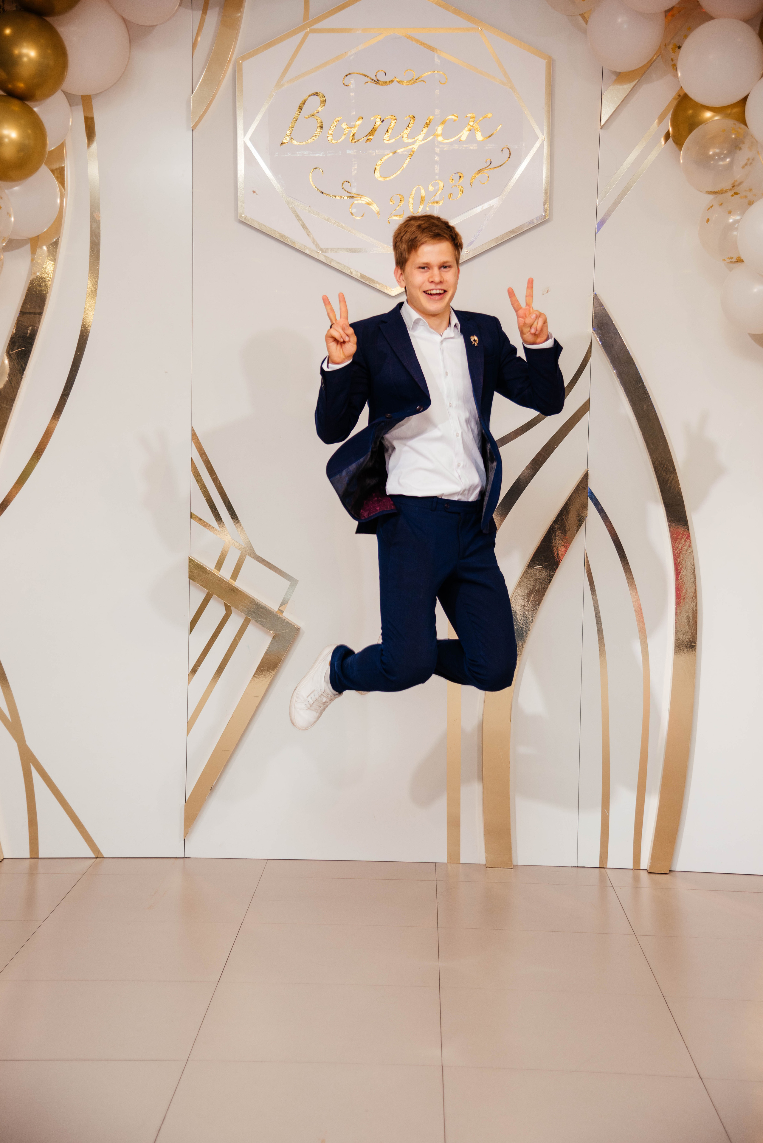 Последний звонок. Фотограф Эллина Дар г. Улан-Удэ