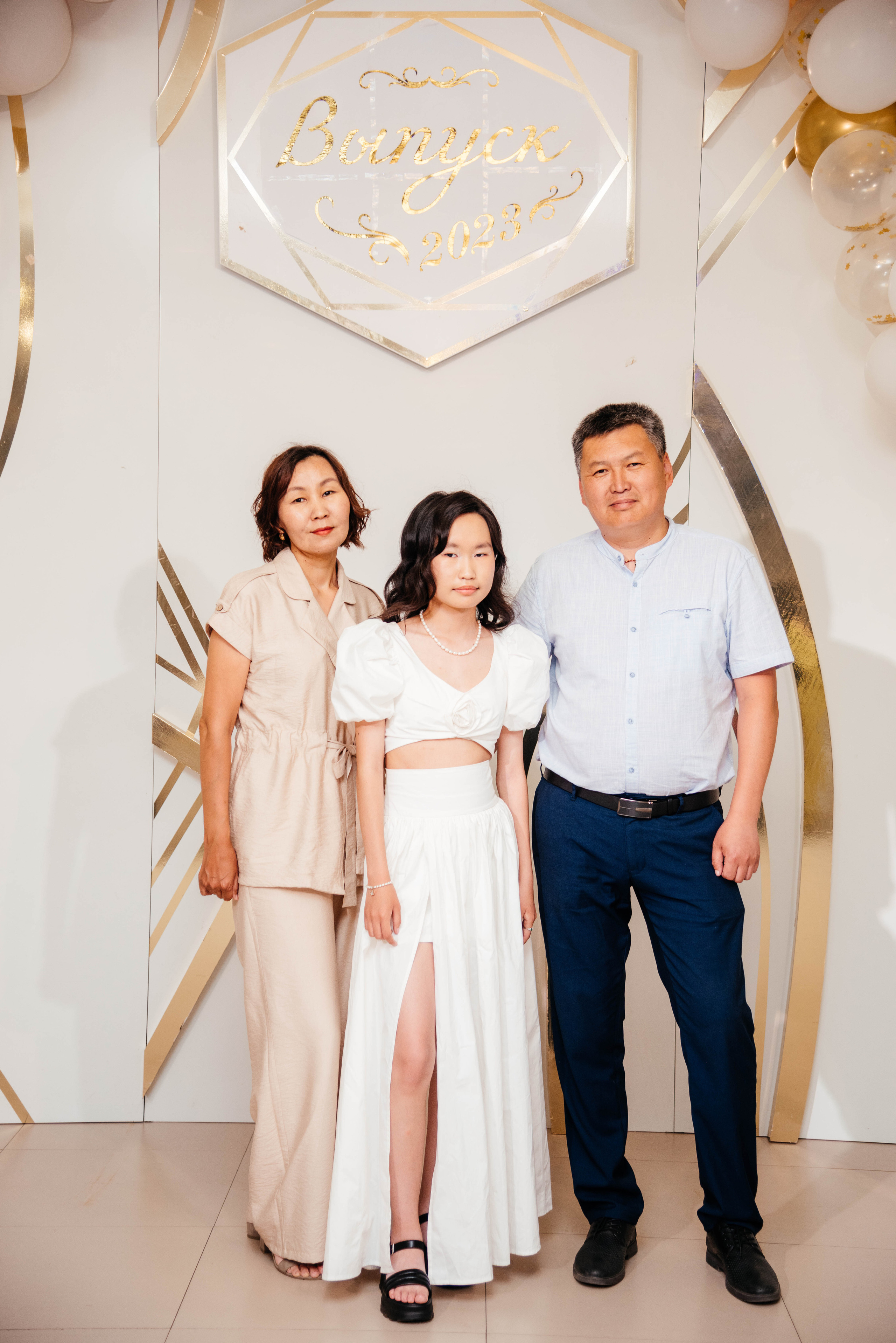 Последний звонок. Фотограф Эллина Дар г. Улан-Удэ