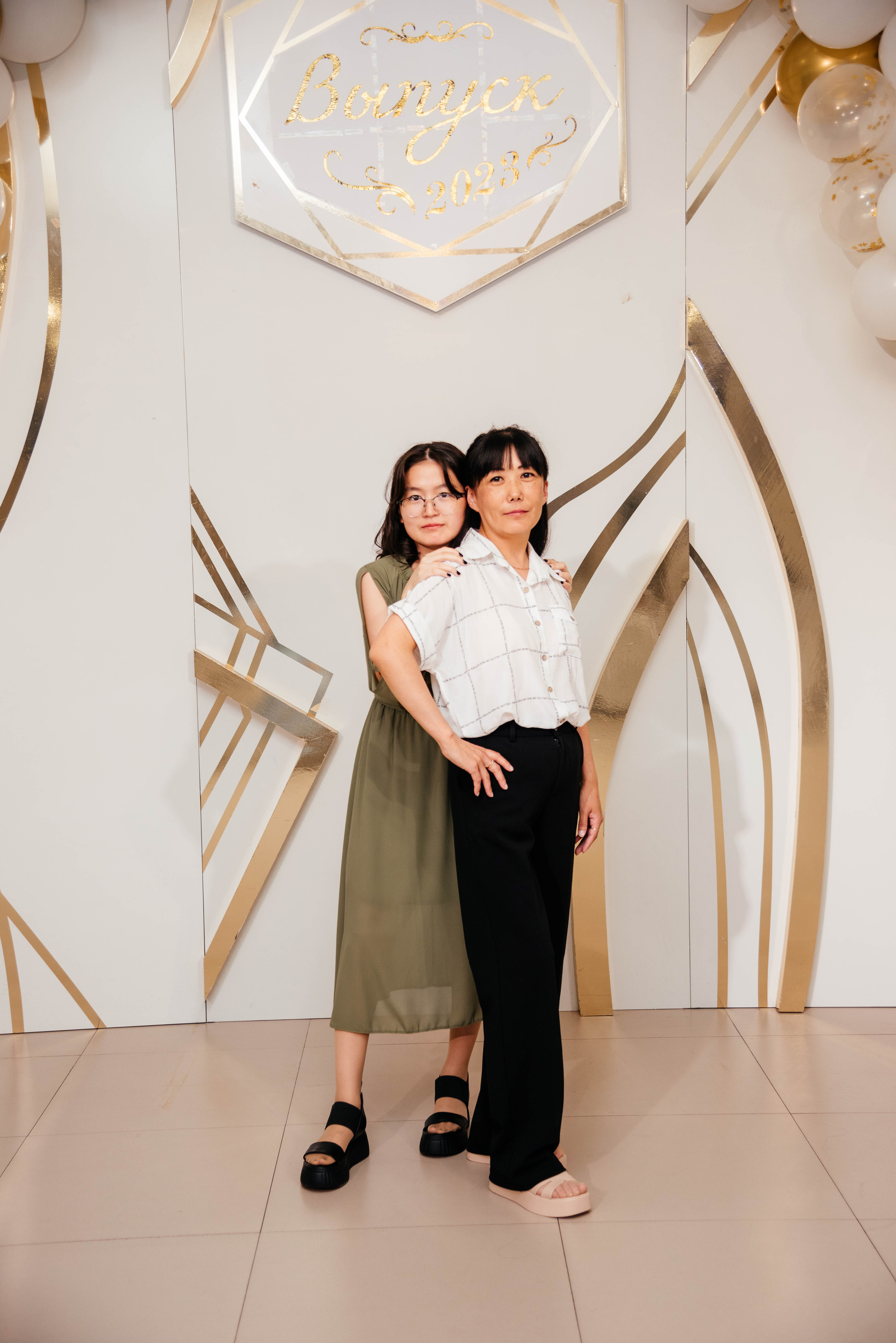 Последний звонок. Фотограф Эллина Дар г. Улан-Удэ