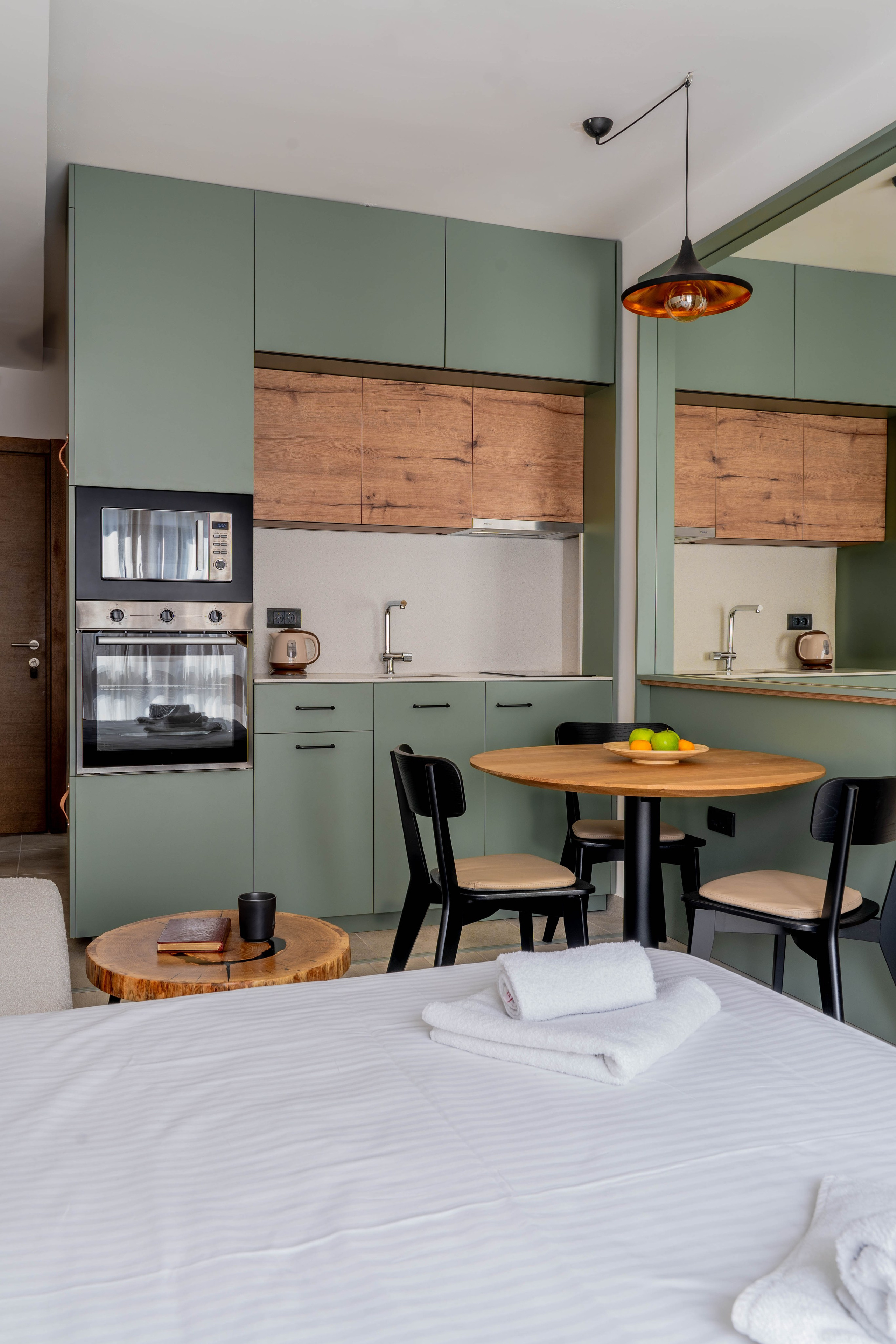 Madre interiors. Photographer Liana Sudets Serbia Kopaonik Brzece Brus