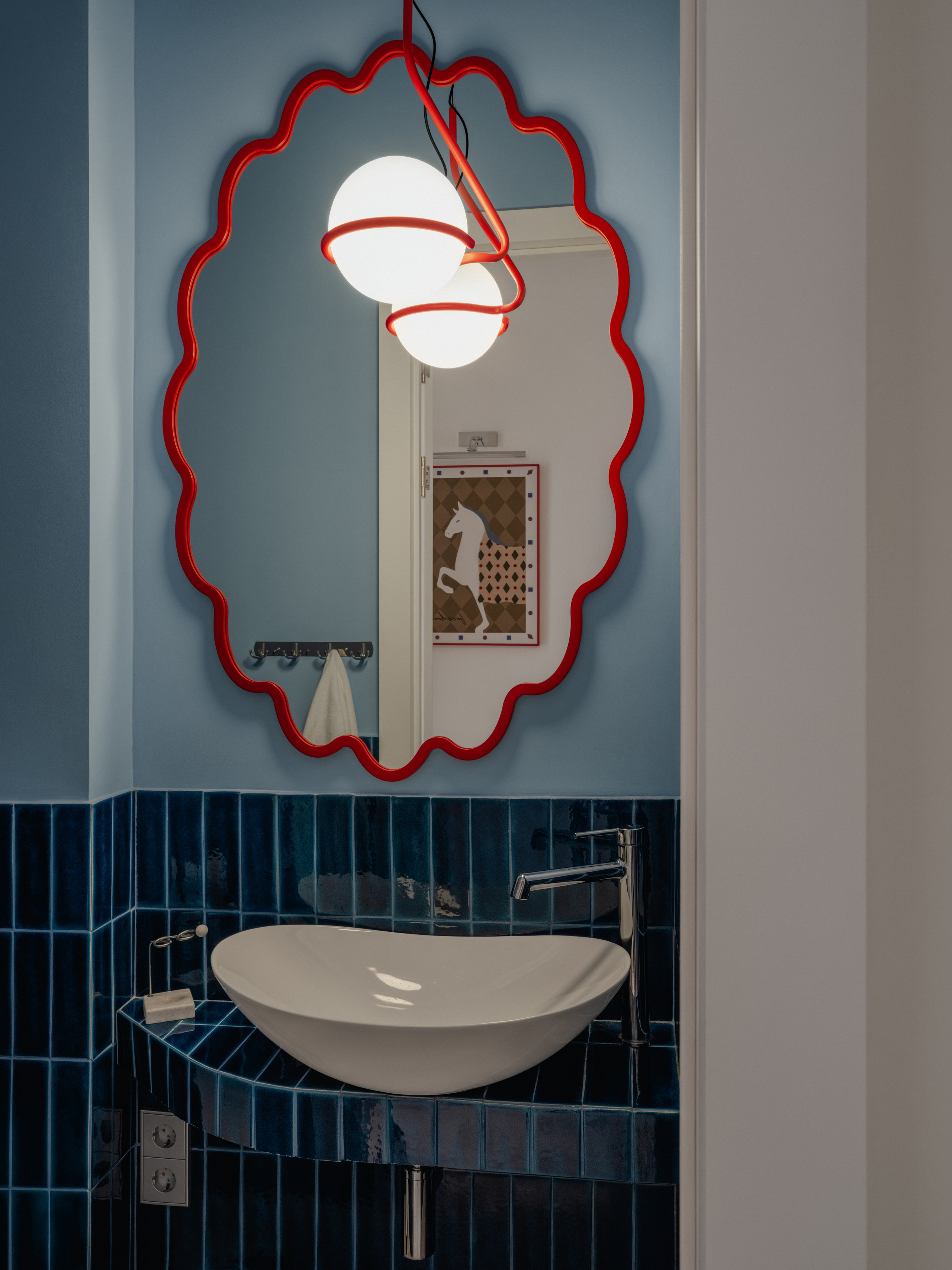 Зарина Низамудинова — Алматинская сталинка. Roman Yakunin — interior photographer in Almaty, Kazakhstan