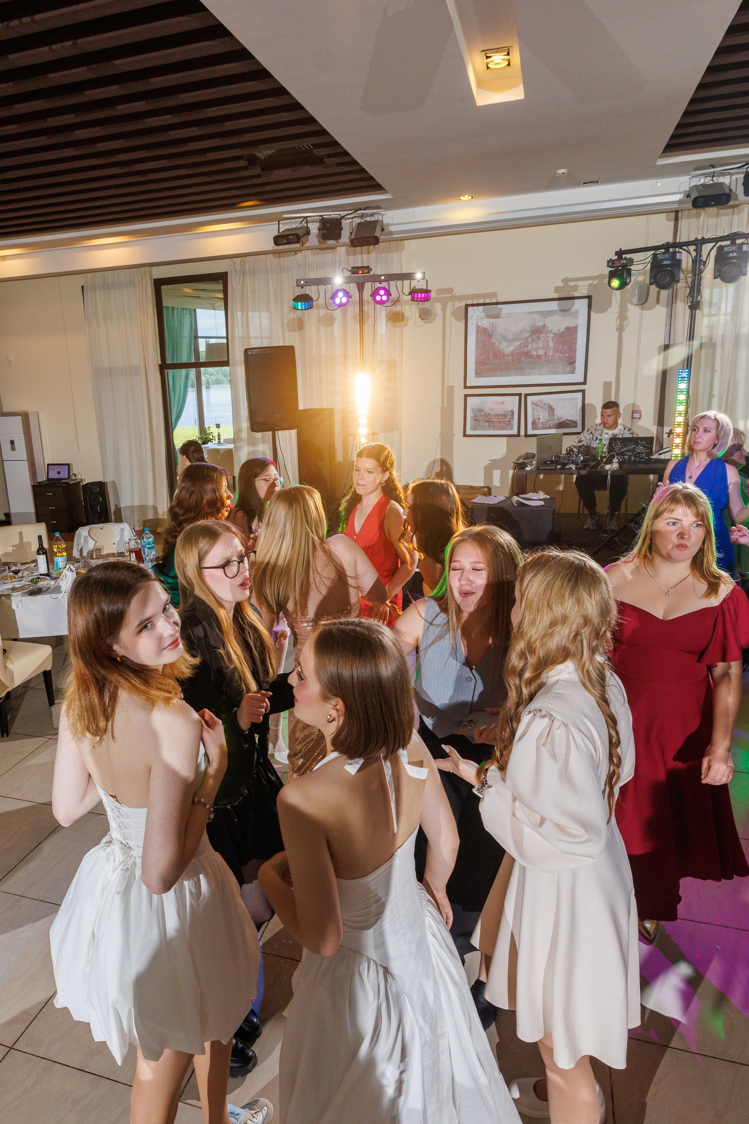 Выпускной 2025 Шк 10. Коммерческий фотограф Андрей Тремасов