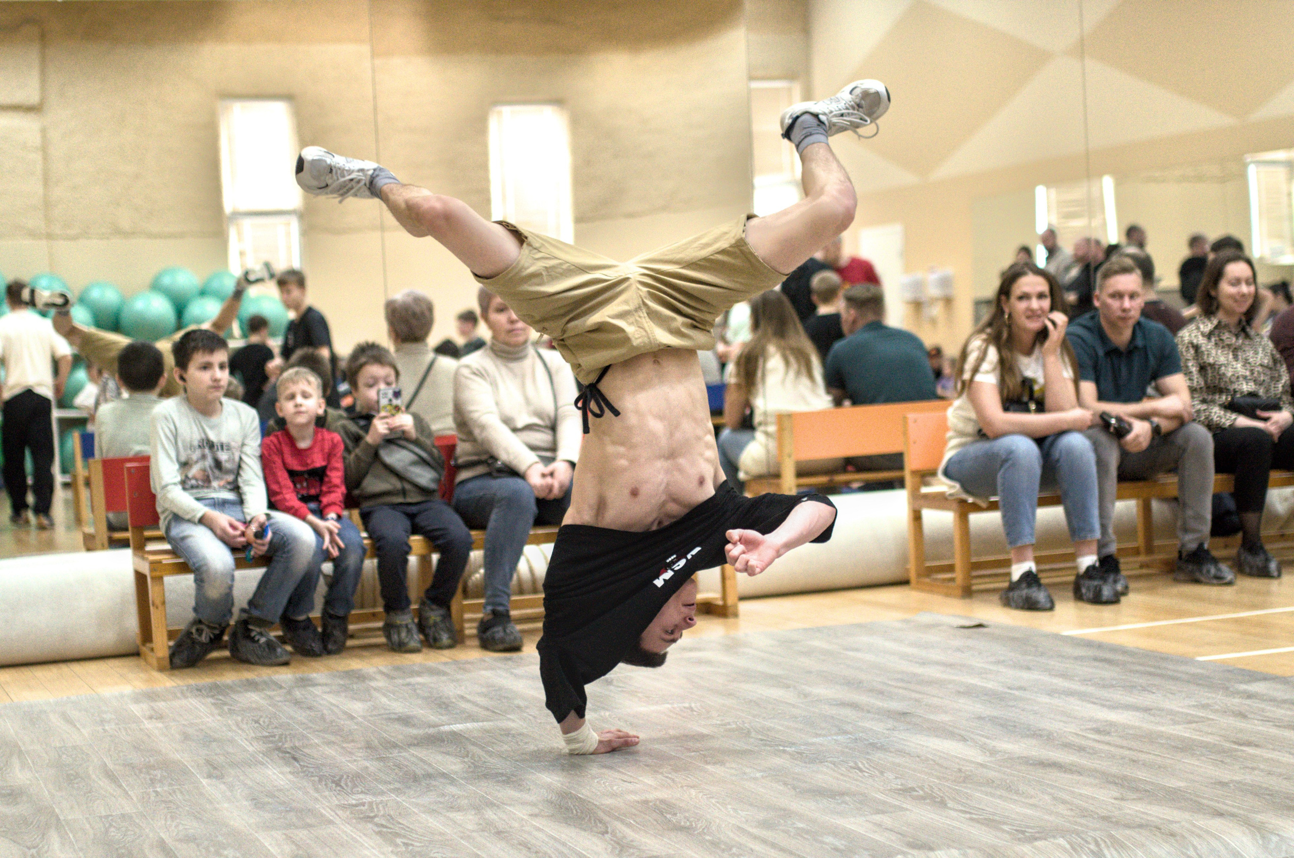 Брейк-данс. Фото детских спортивных мероприятий и всякое интересное через объектив