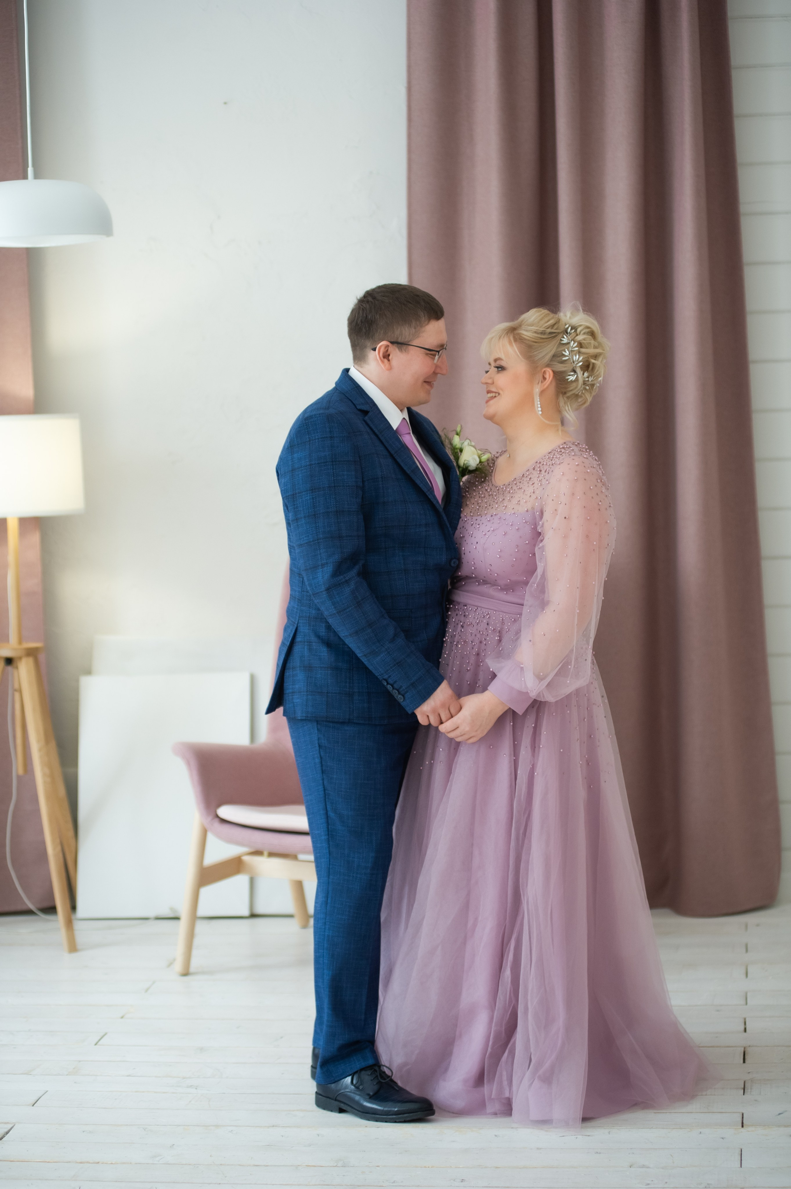 Илья и Елена. Семейный и женский фотограф, контент фотосессия в Екатеринбурге