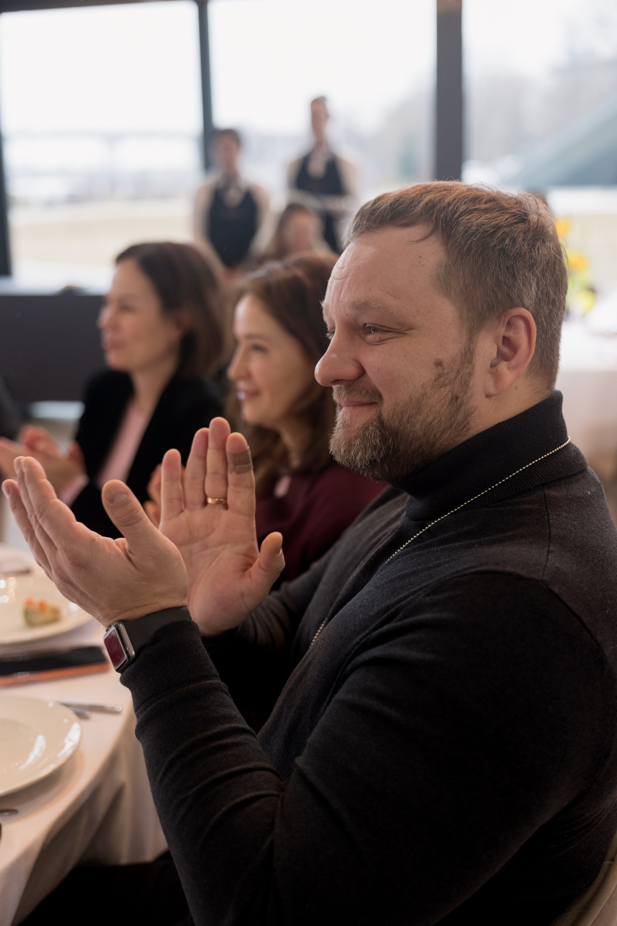 Бизнес-завтрак Тбанк. Фотограф Артем Бросов в Санкт-Петербурге и Дубае