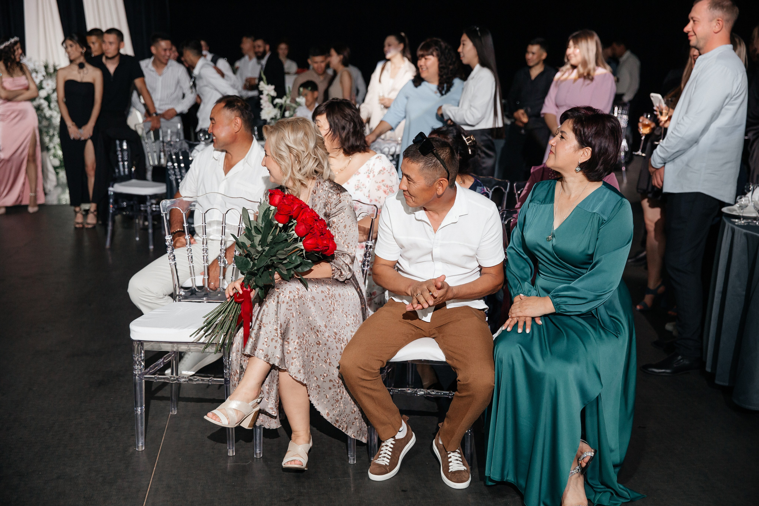 Уютная свадьба — Аскар и Катя на Марсовом поле. Свадебный фотограф в Оренбурге Илья Володьков