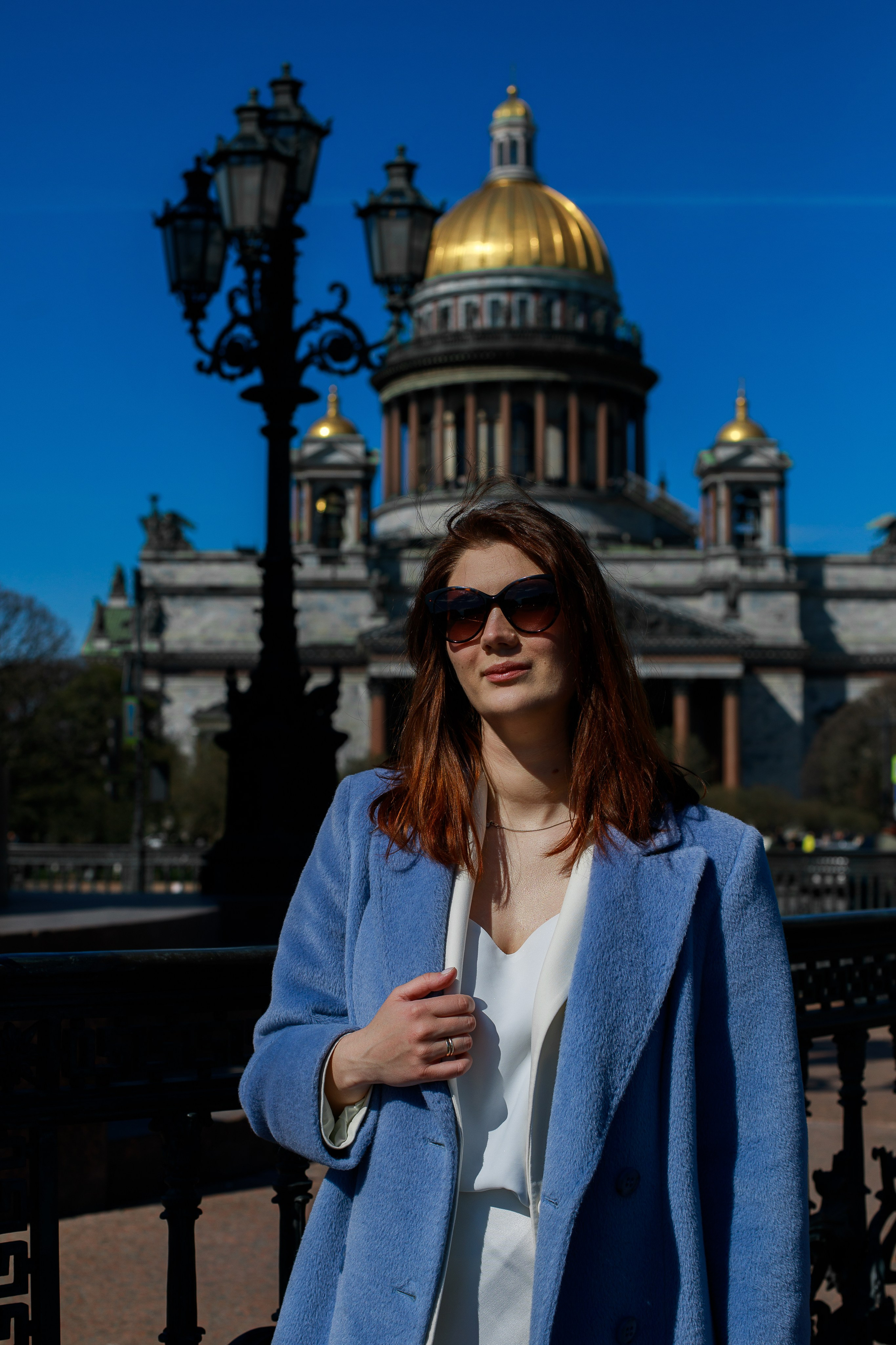 Прогулка у Исаакиевского собора с Александрой. Фотограф в Санкт-Петербурге Таня Михайлова