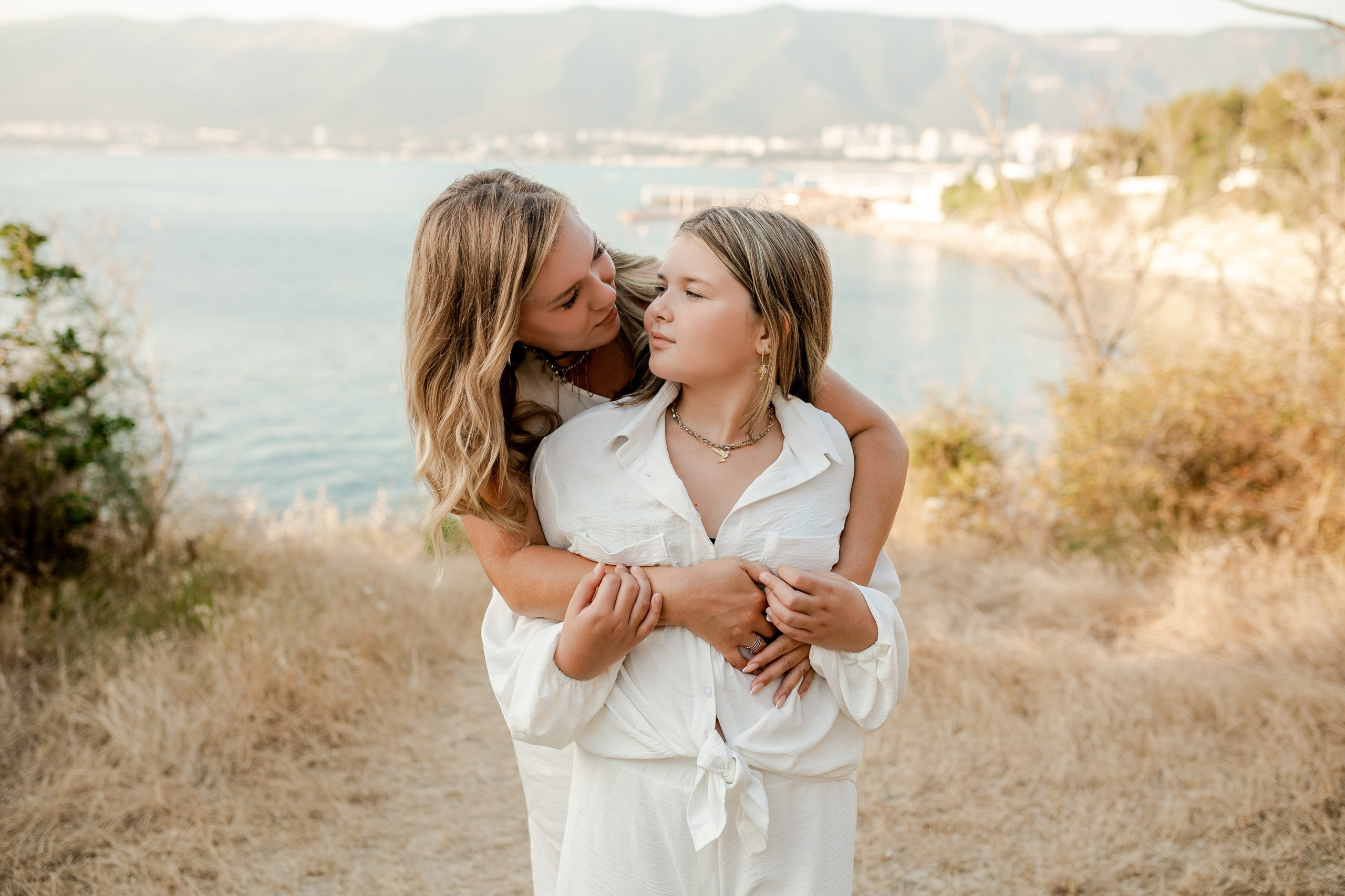 Стелла, Сергей, Виктория и Вероника. Фотограф в Геленджике, Архипо-Осиповке, Абрау-Дюрсо, Кринице Виктория