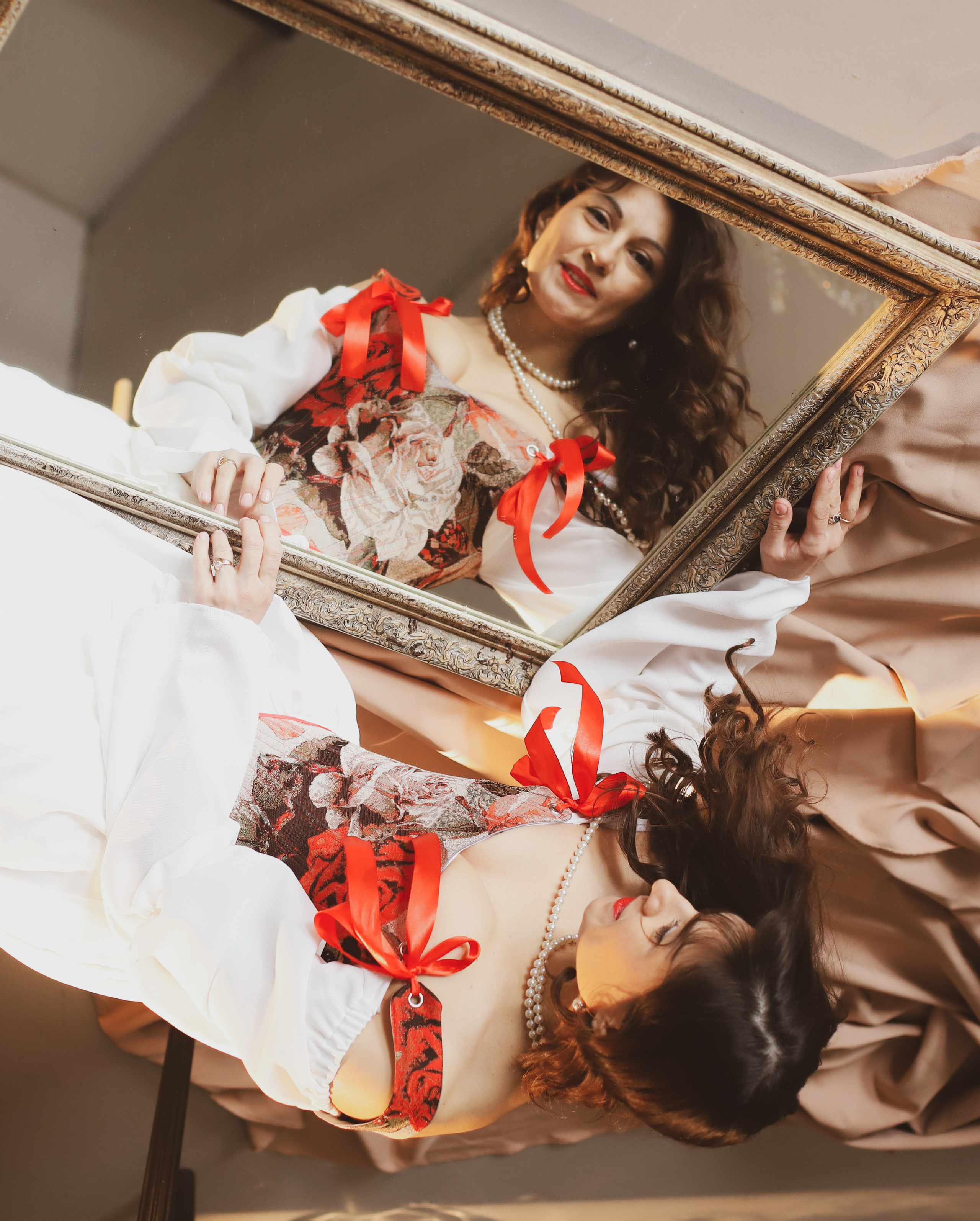 Ретро-фотосессия в изящном корсете. Фотограф в Сургуте Брызгунова Анастасия