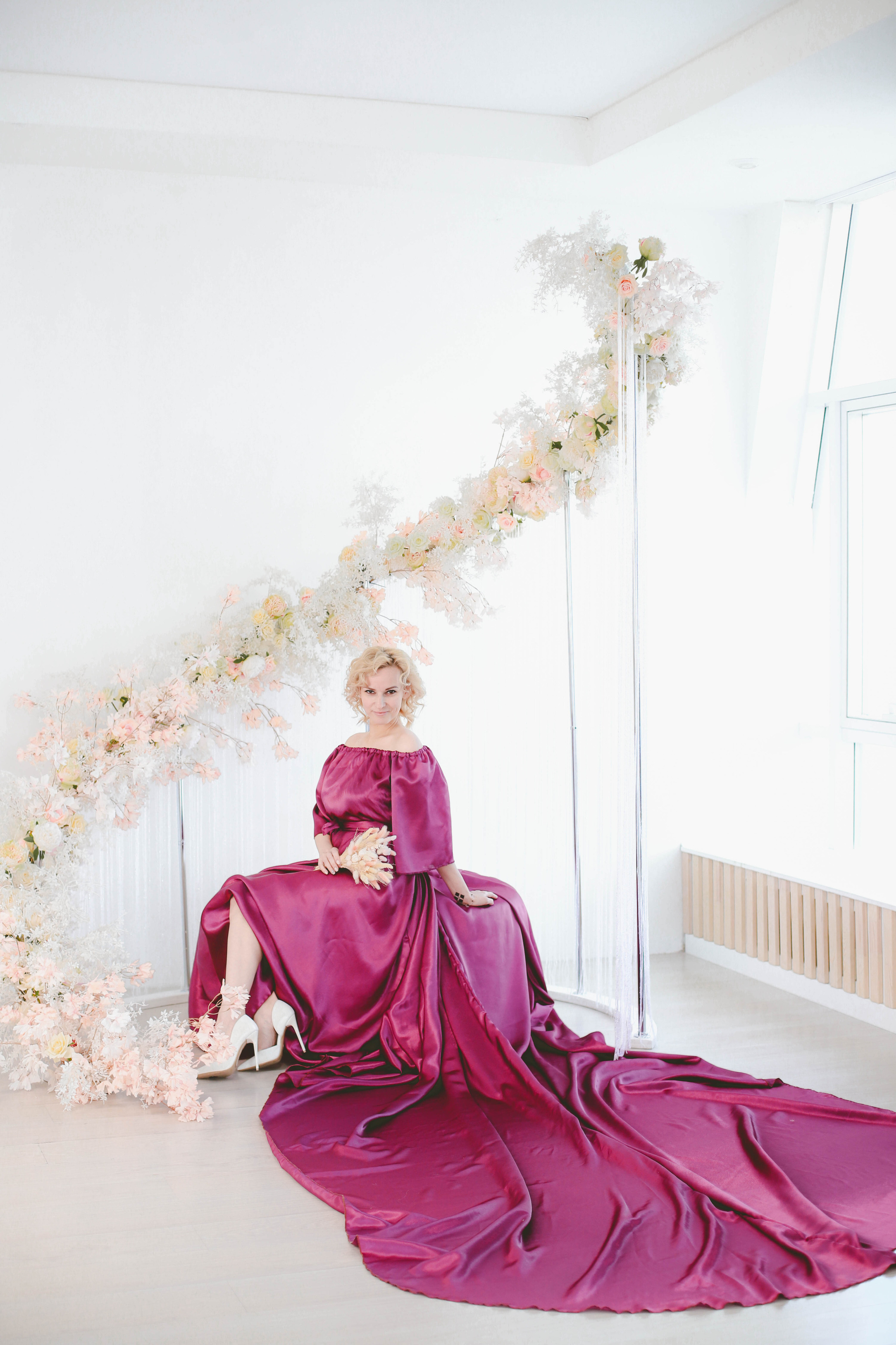 Качели с сиреневыми цветами. Фотограф в Сургуте Брызгунова Анастасия