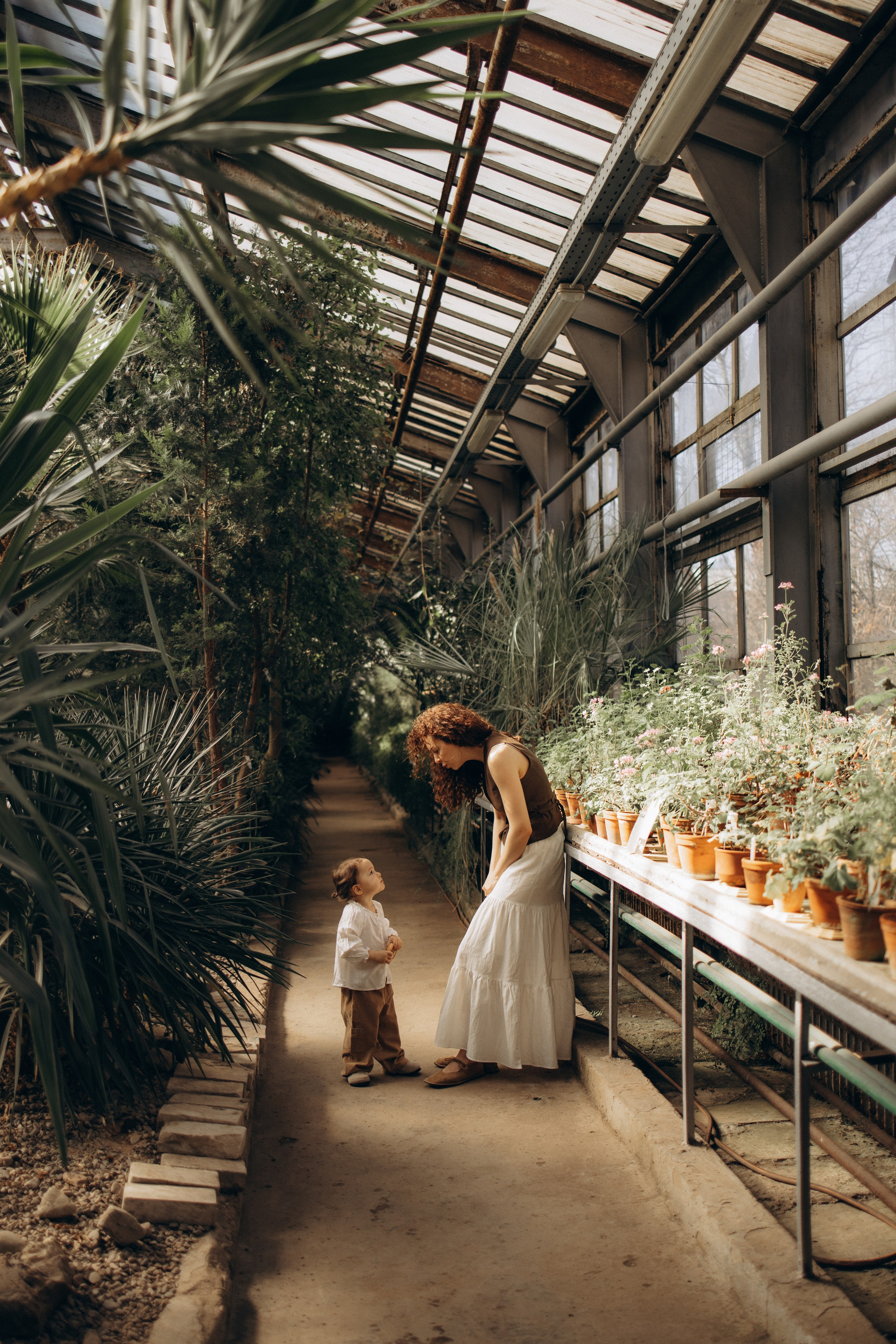 Прогулка по оранжерее. Семейный фотограф в Москве Ксения Аганина