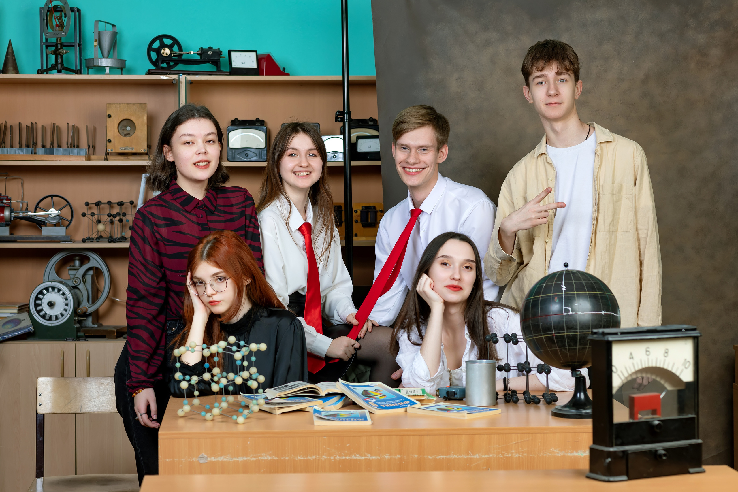 Групповые и сюжетные фотографии в школе