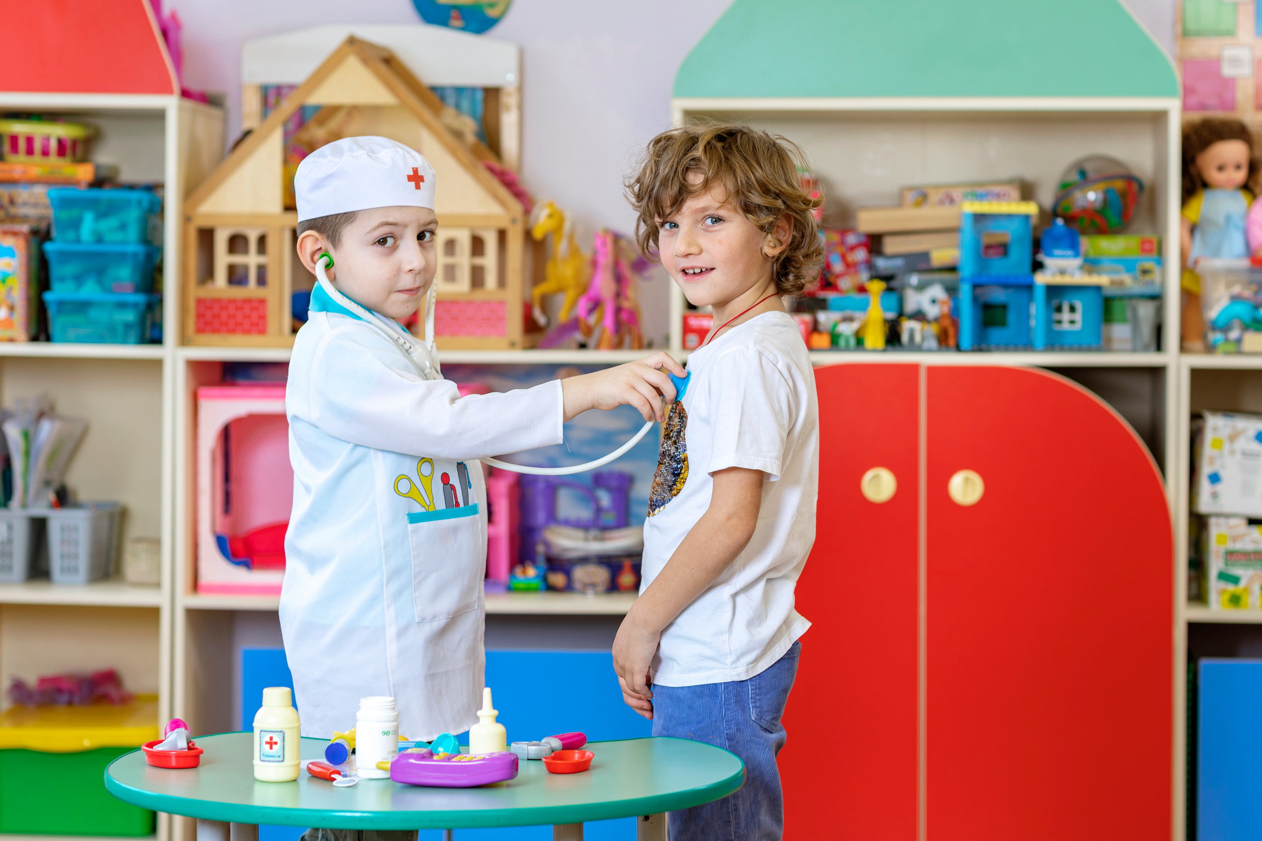 Групповые и сюжетные фотографии в детском саду