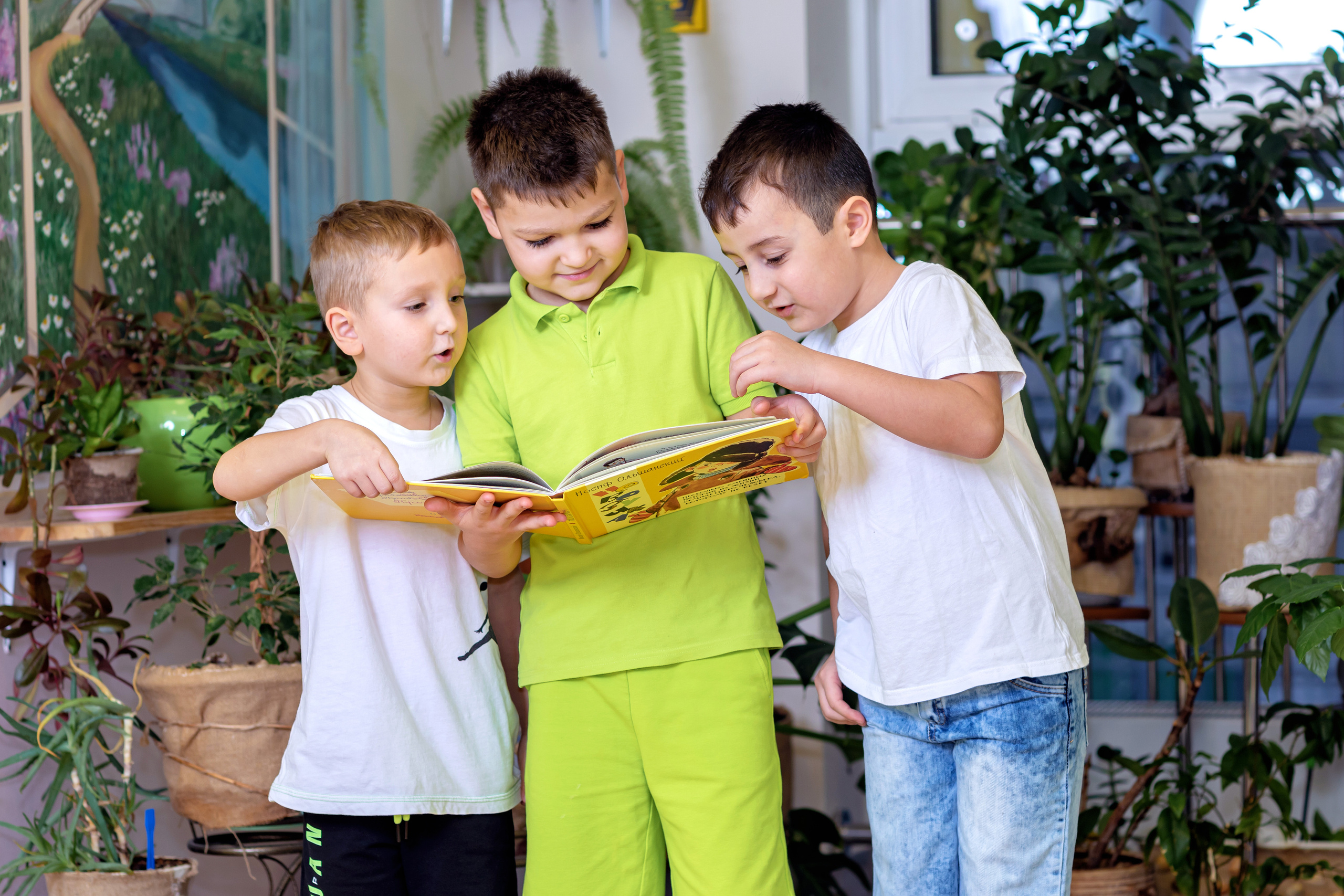 Групповые и сюжетные фотографии в детском саду