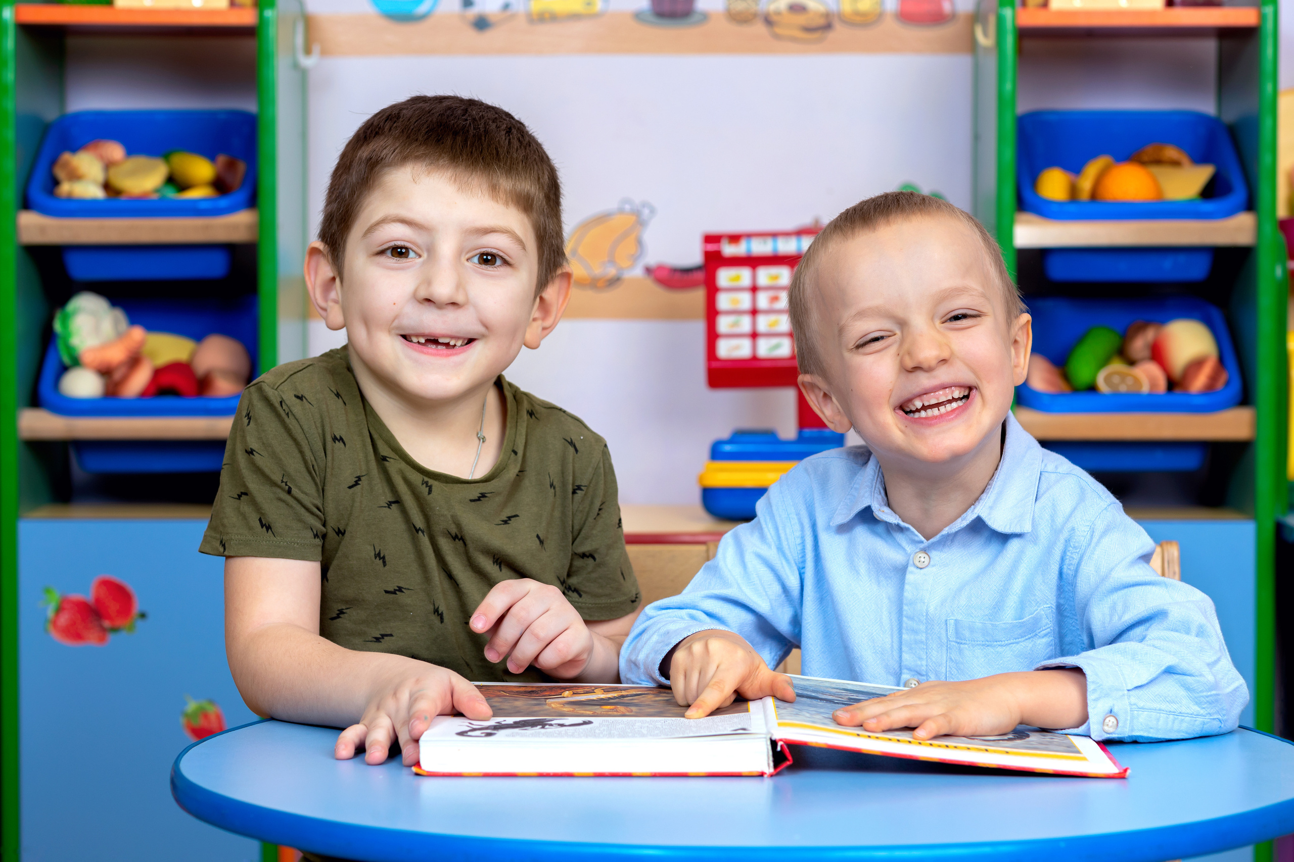 Групповые и сюжетные фотографии в детском саду