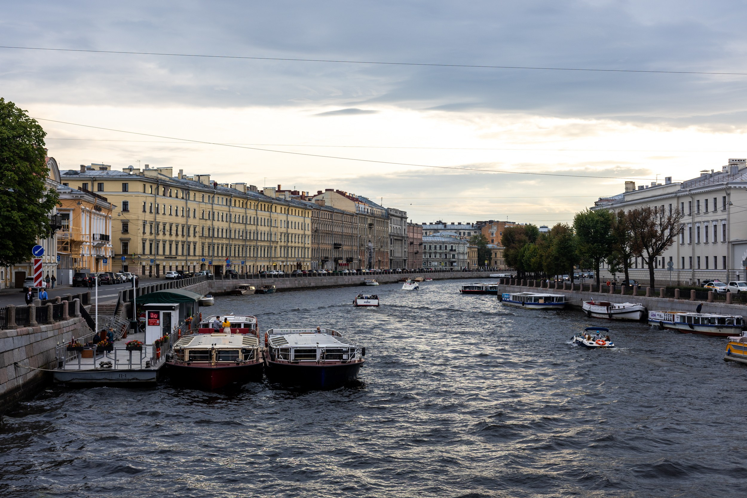Прогулка по городу. Фотограф Александр в Санкт-Петербурге