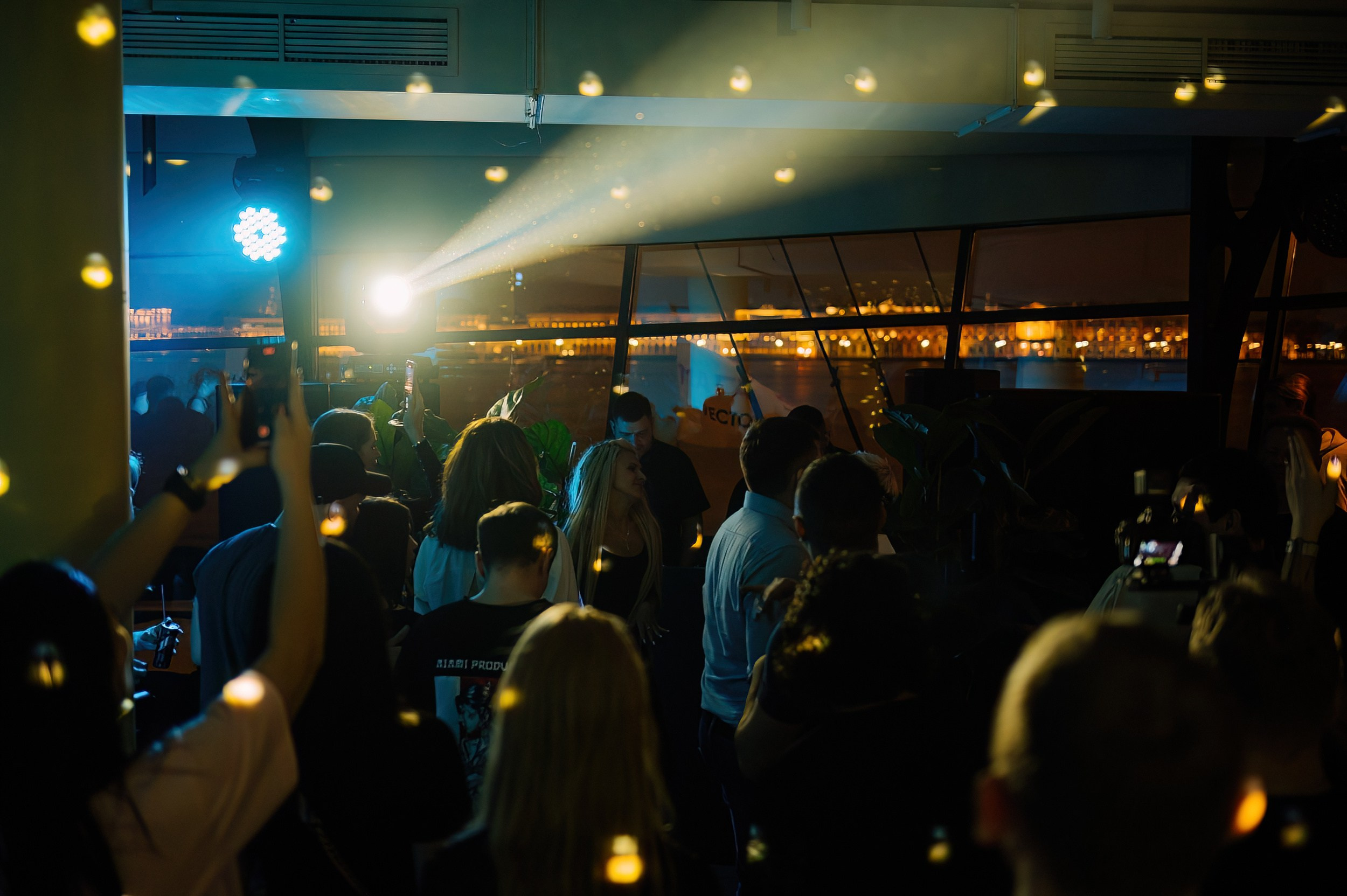 День Рождения DJ Андрей Вакуленко в Магадан. Коммерческий фотограф в Санкт-Петербурге Анна Кобзарь