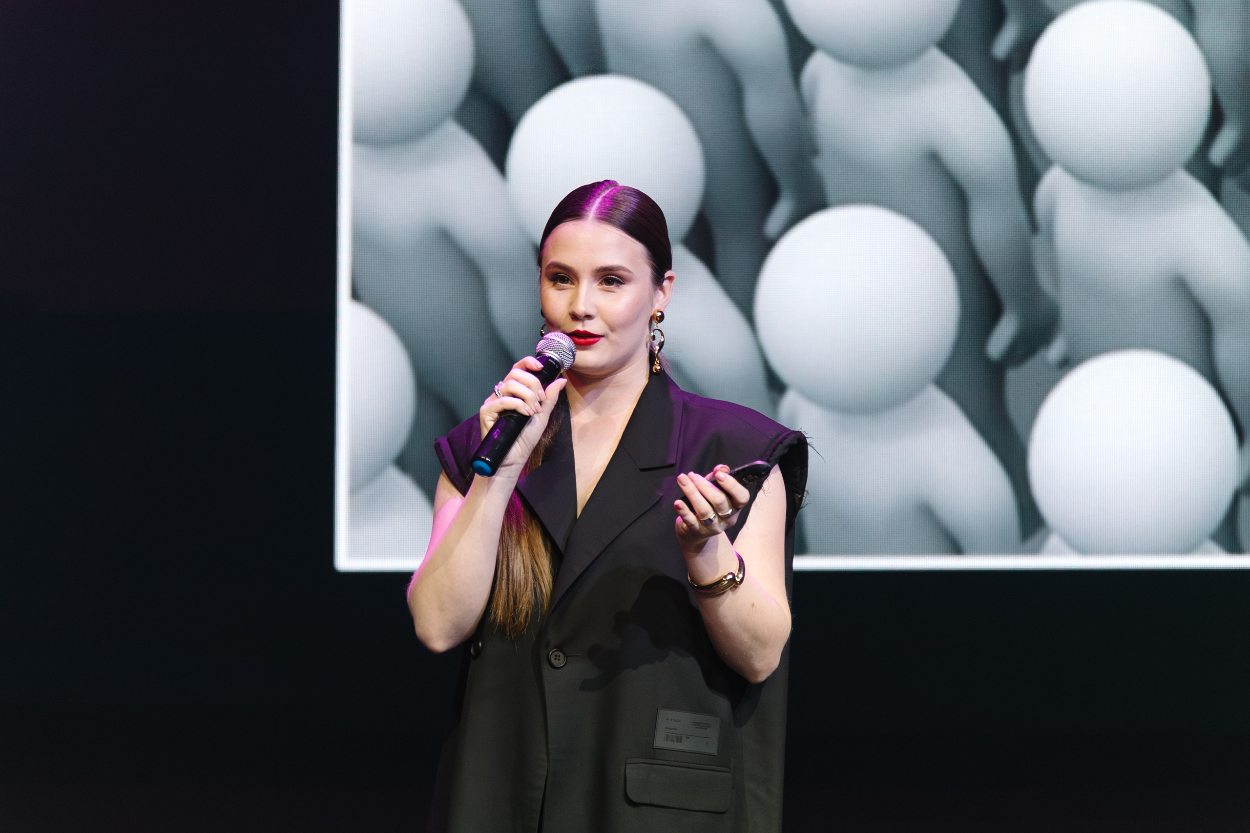 Конференция REELS CONTENT. Артур Иликчян — Wedding & Event фотограф в Краснодаре