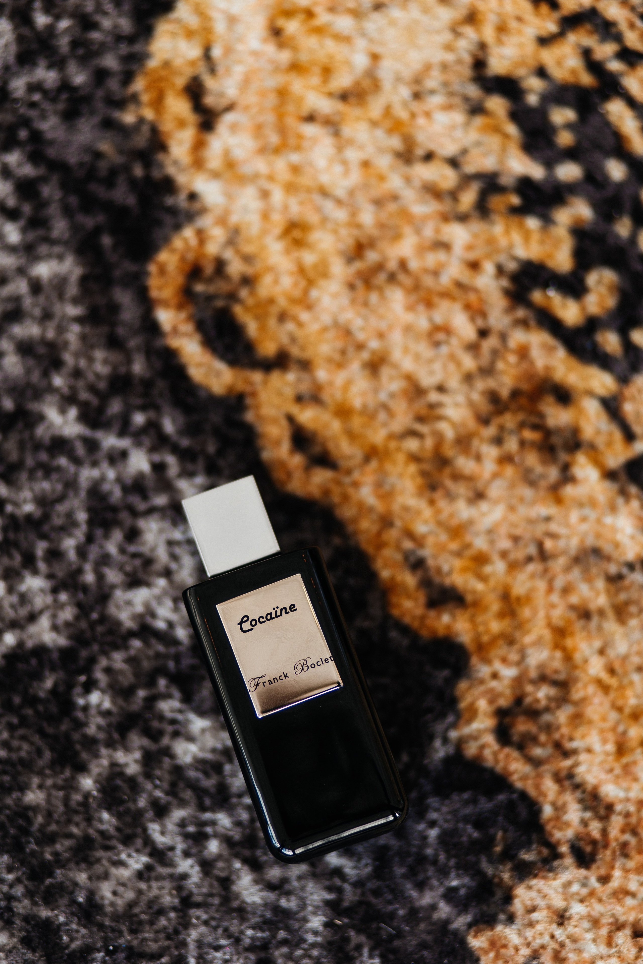 Парфюм. Фотограф Елена Краснопевцева