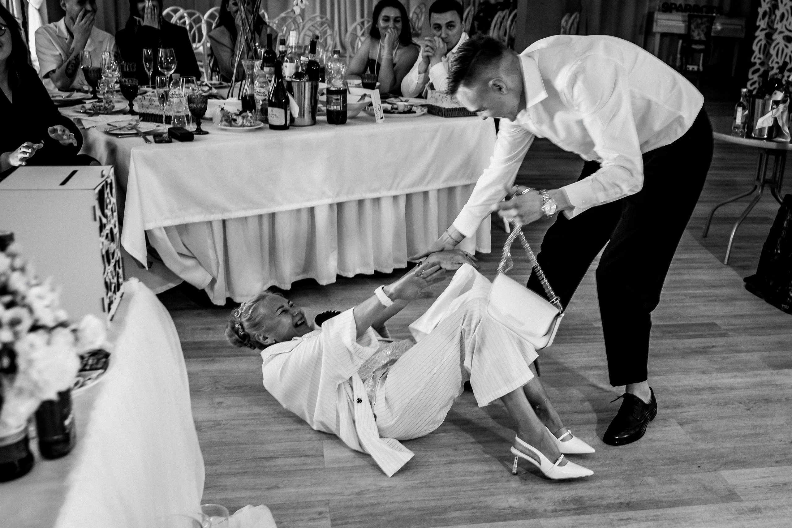 Vlad & Nadya (Saint-Petersburg, Russia). Destination wedding photographer Peter Letu