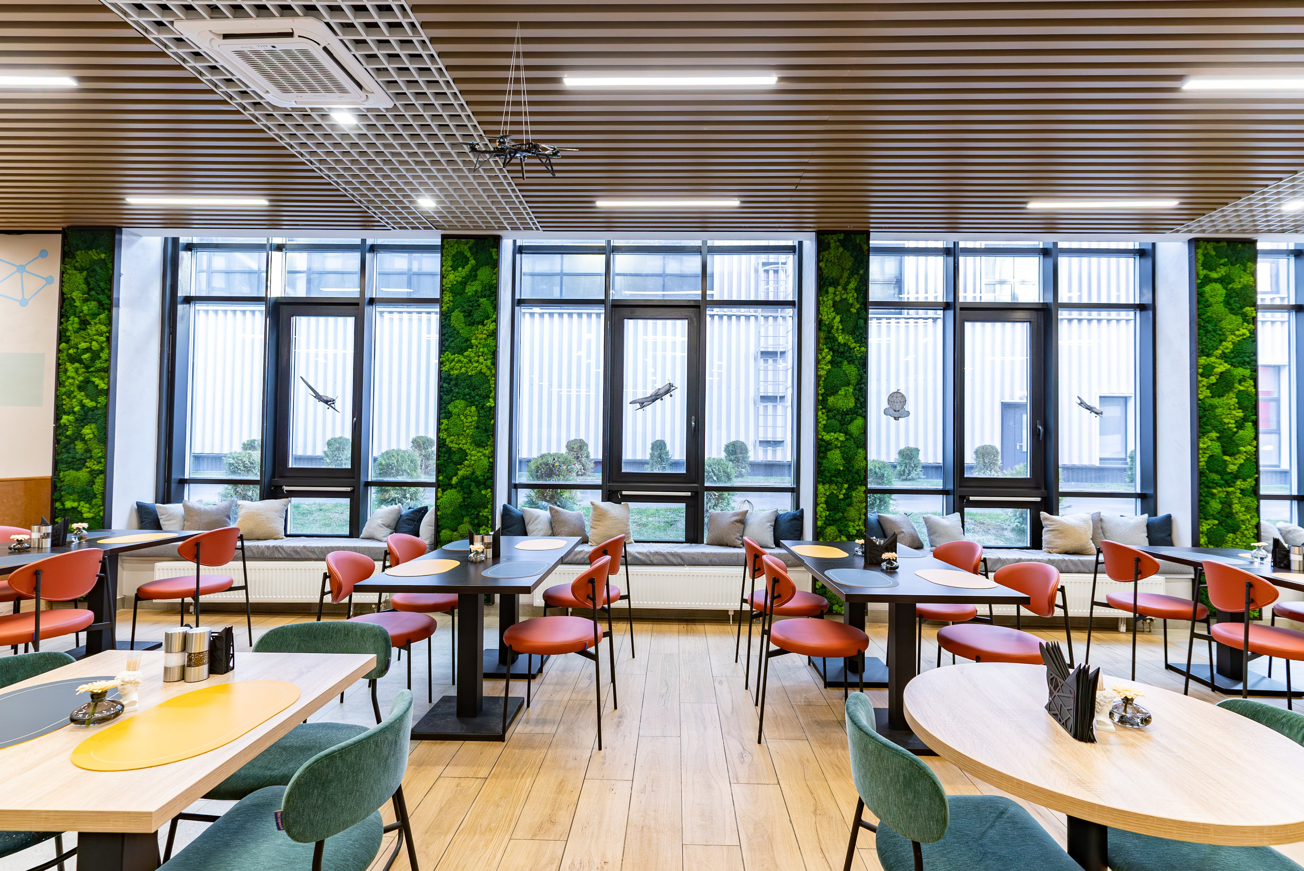 Индустриальный парк — озеленение. KUSTOV PRODUCTION — профессиональная фотосъёмка в Москве