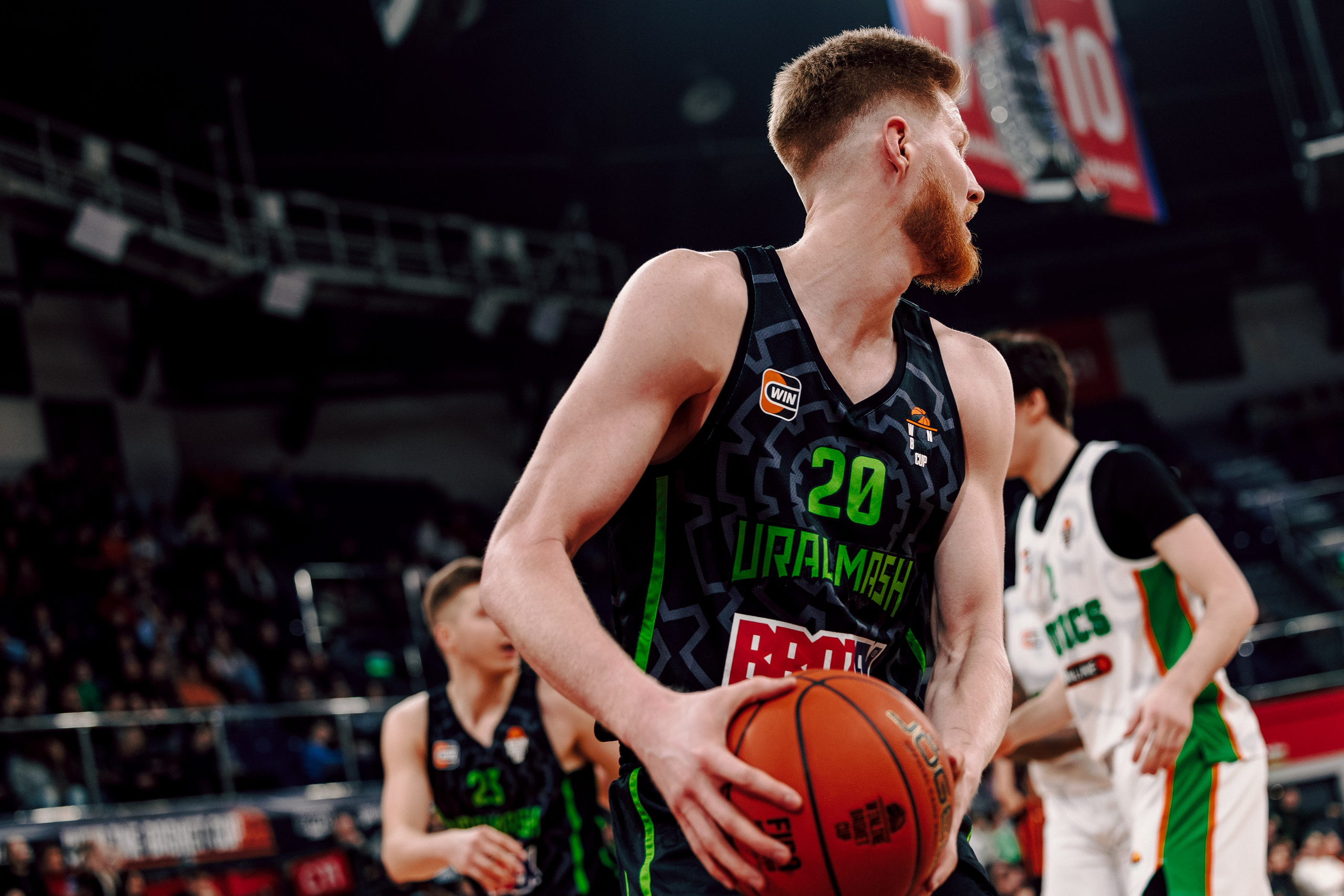 Winline Basket Cup — УРАЛМАШ — УНИКС. Лёшка Варзегов — фотограф